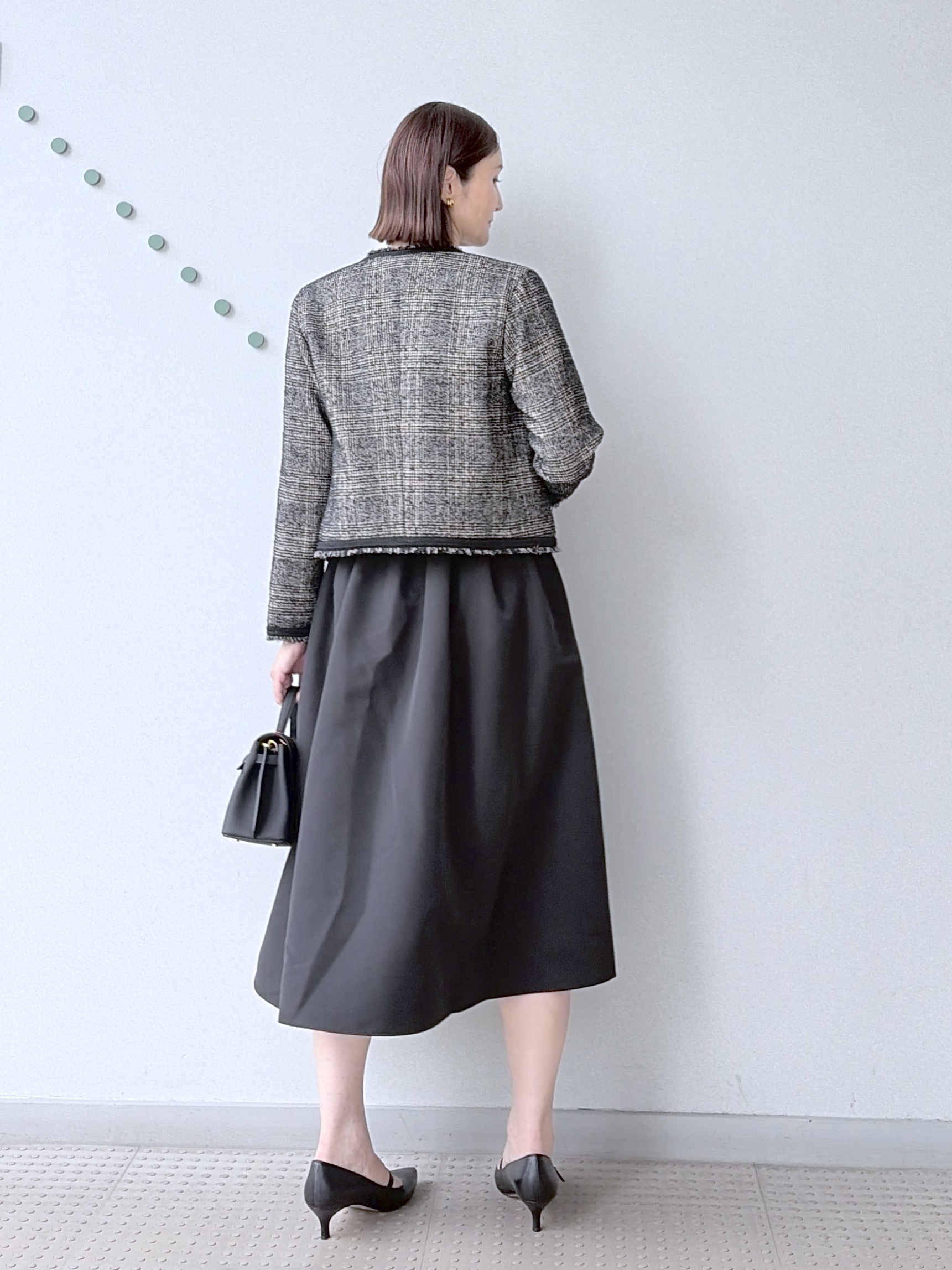 yoshikadoさんの「DRESSTERIOR｜バイカラーニットコンビワンピース」を使ったコーディネート