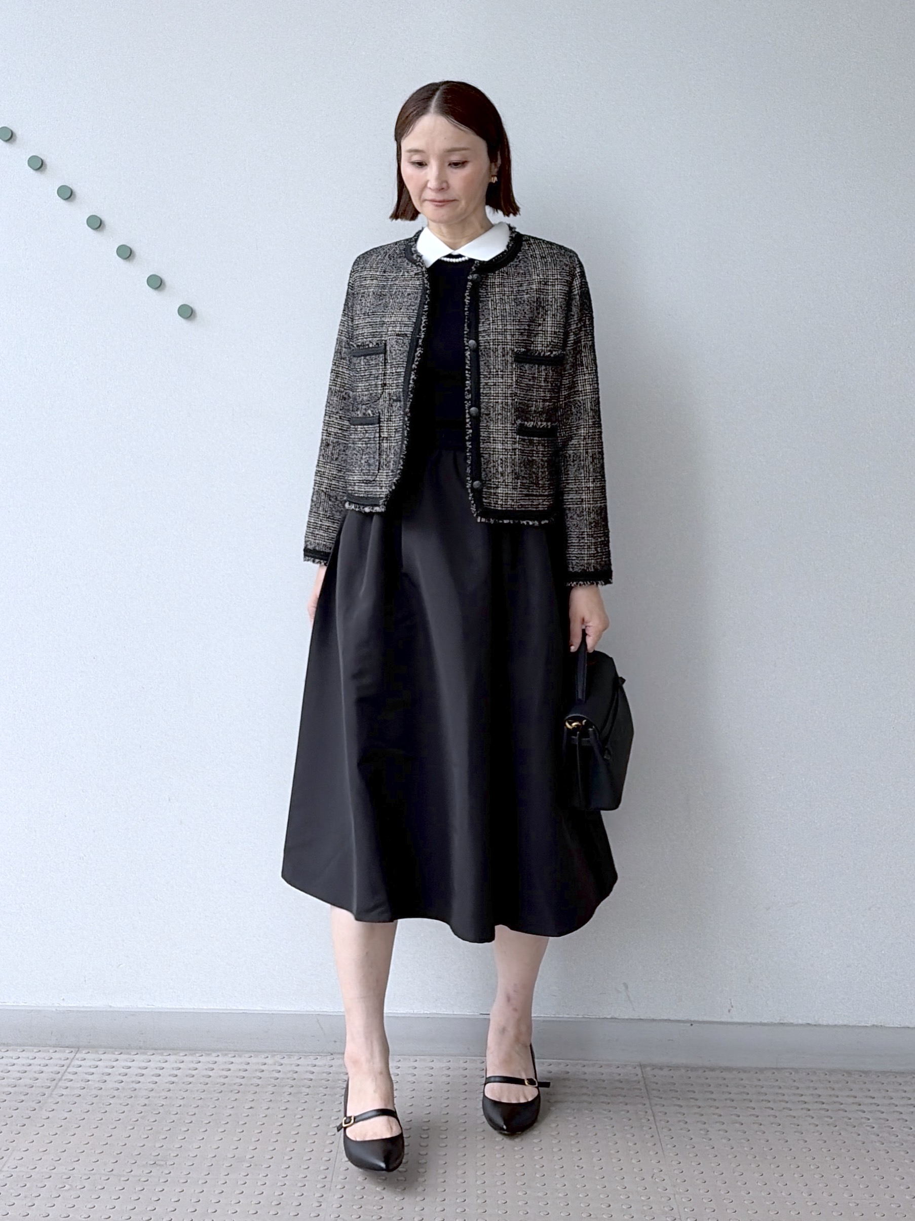 yoshikadoさんの「DRESSTERIOR｜バイカラーニットコンビワンピース」を使ったコーディネート