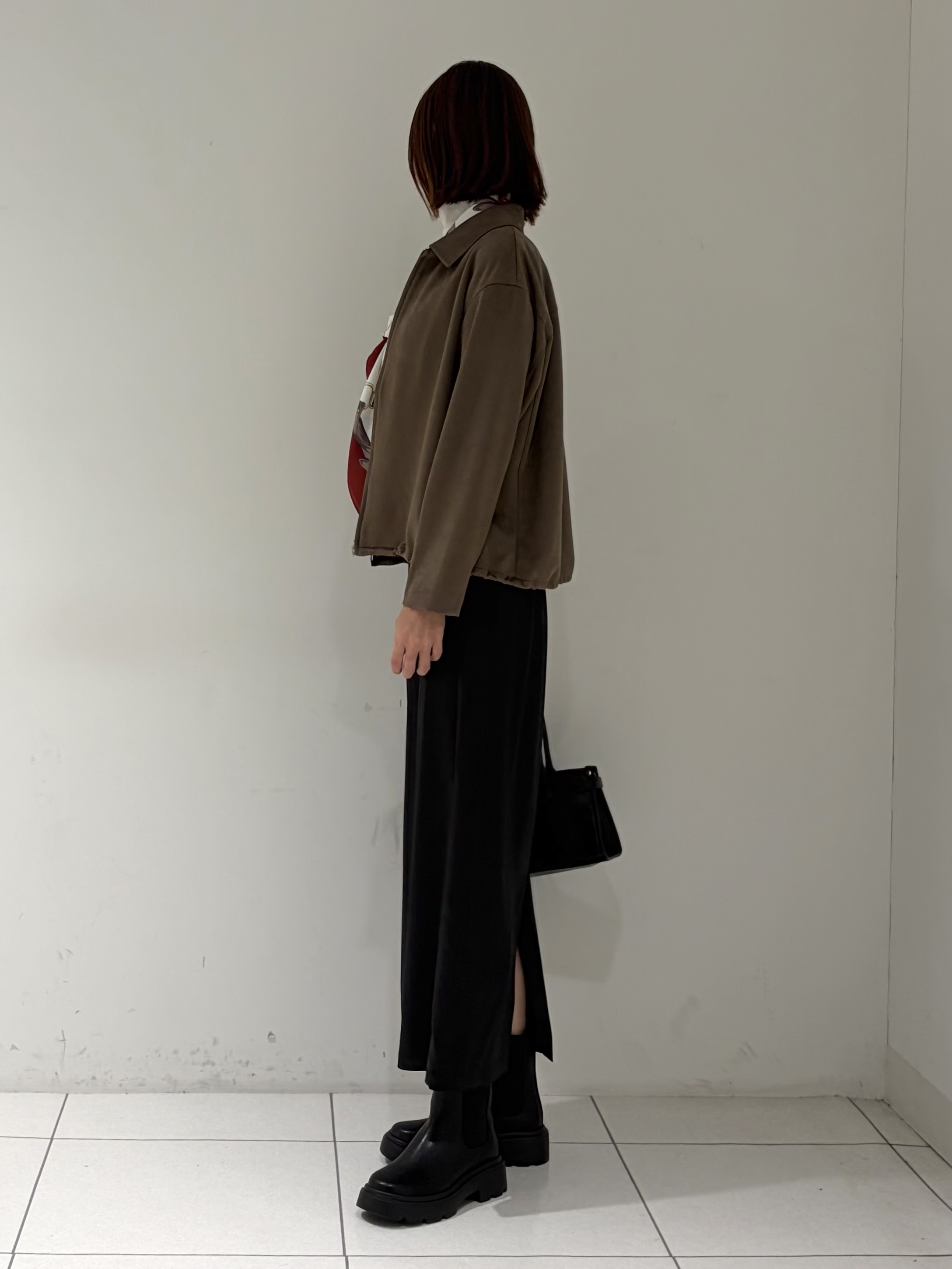 shioriさんの「INDIVI｜【スエード調】ステンカラーブルゾン」を使ったコーディネート