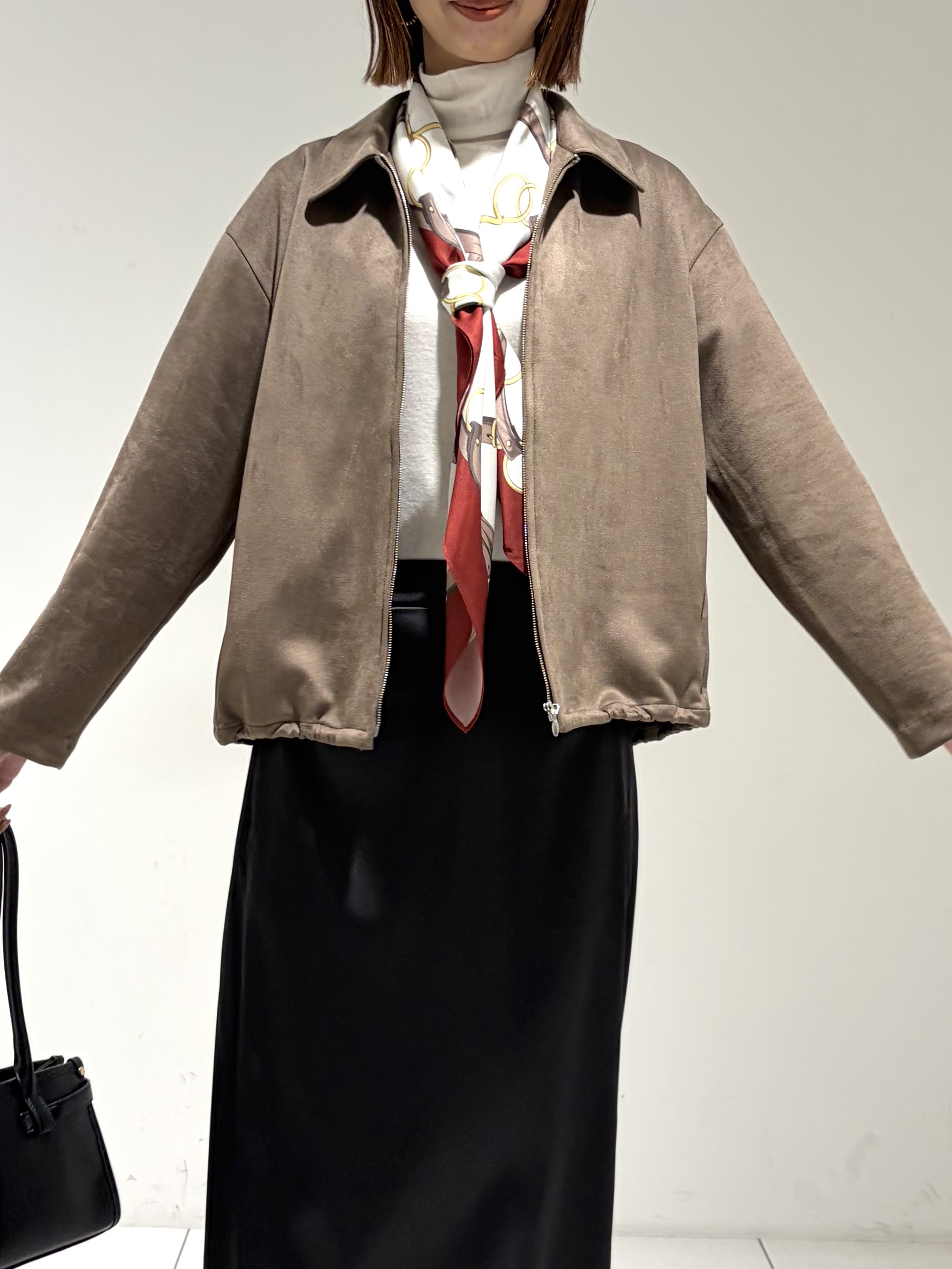 shioriさんの「INDIVI｜【スエード調】ステンカラーブルゾン」を使ったコーディネート