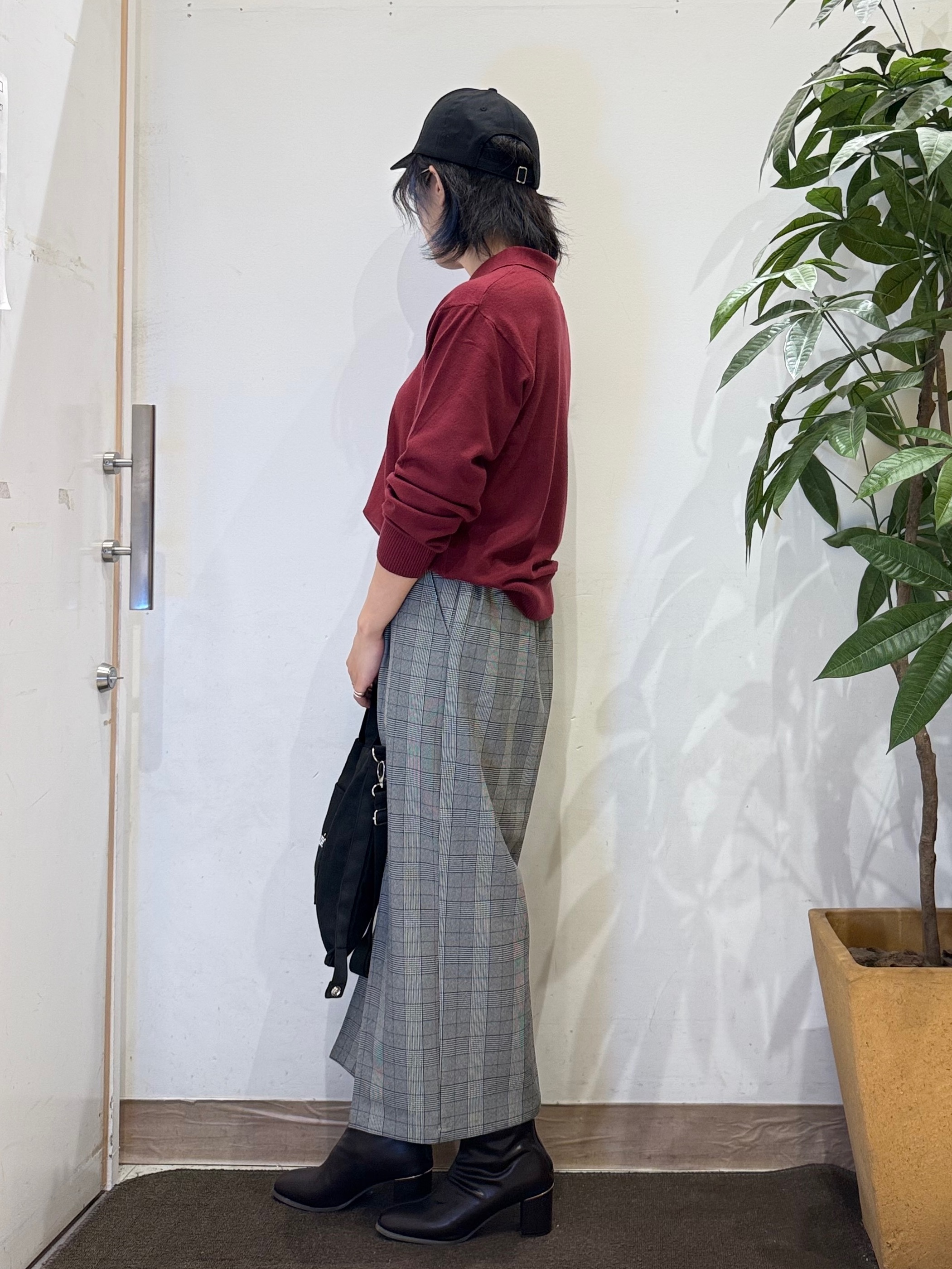 misakiさんの「SHOO･LA･RUE｜【S-LL/洗濯機可】やわらかな着心地 襟付きニット」を使ったコーディネート