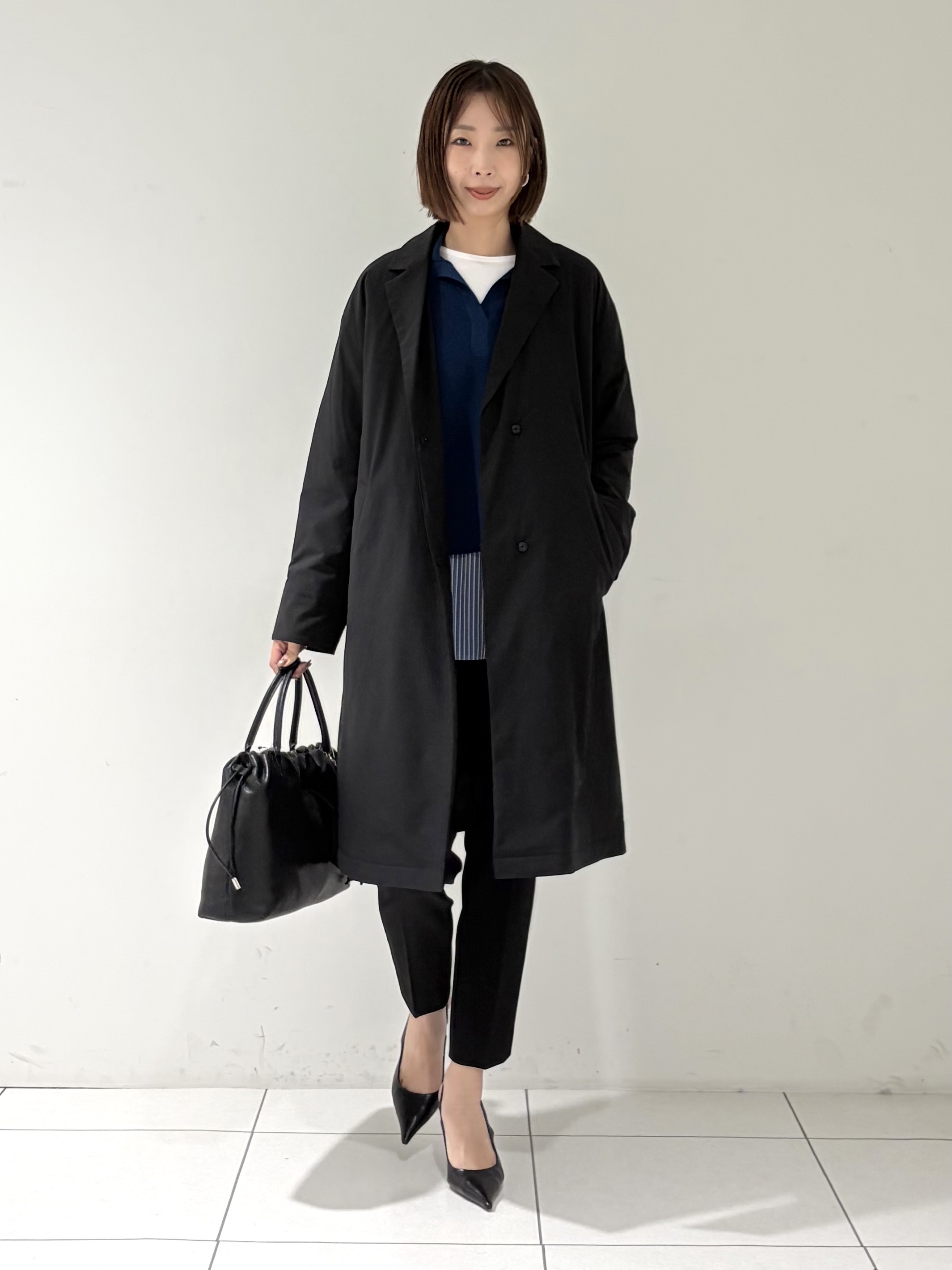shioriさんの「INDIVI｜【超軽量／蓄熱／撥水】中綿ライトチェスターコート」を使ったコーディネート