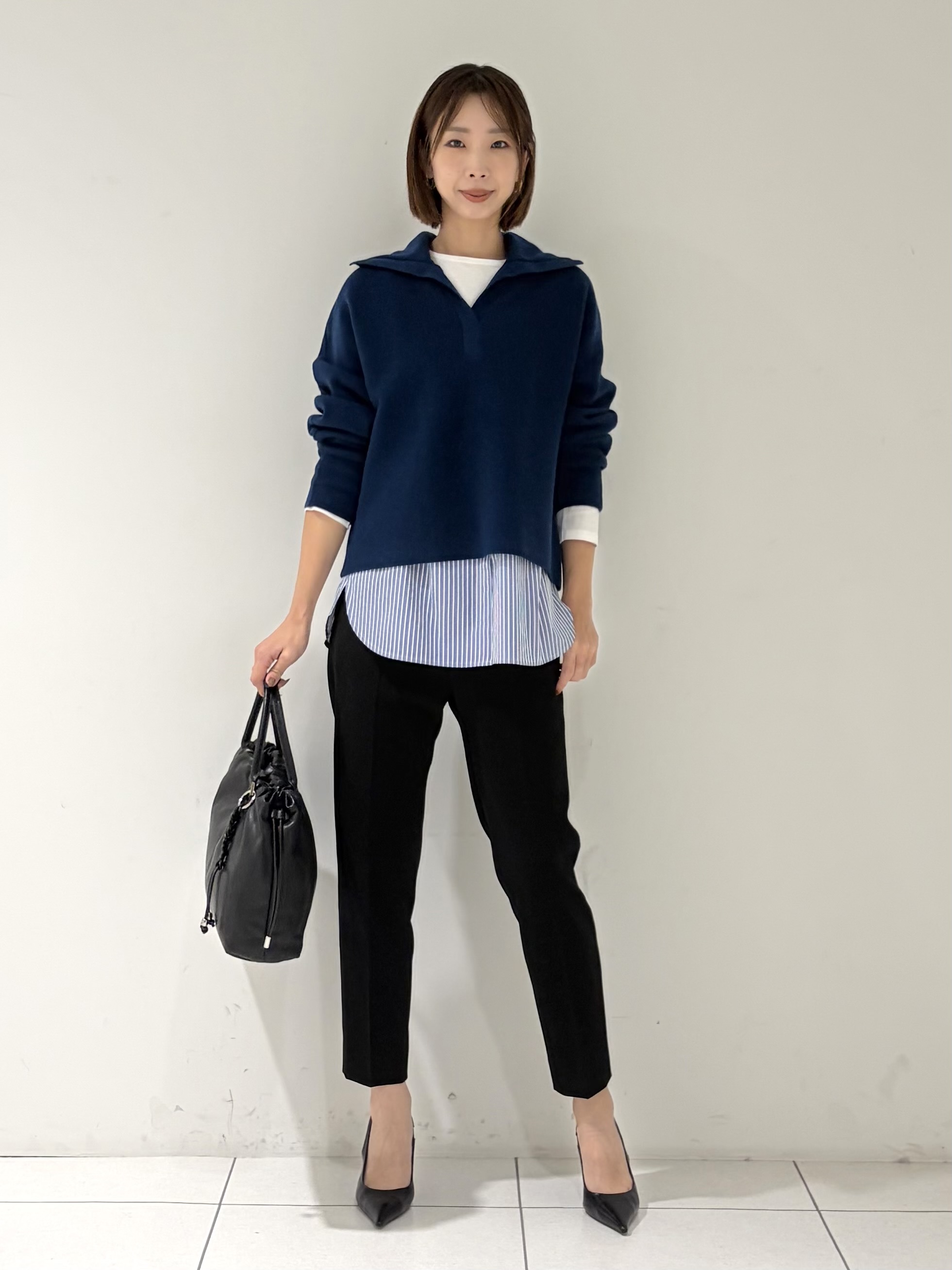 shioriさんの「INDIVI｜【ウール混／クロップド丈】畦編みスキッパー衿ニット」を使ったコーディネート