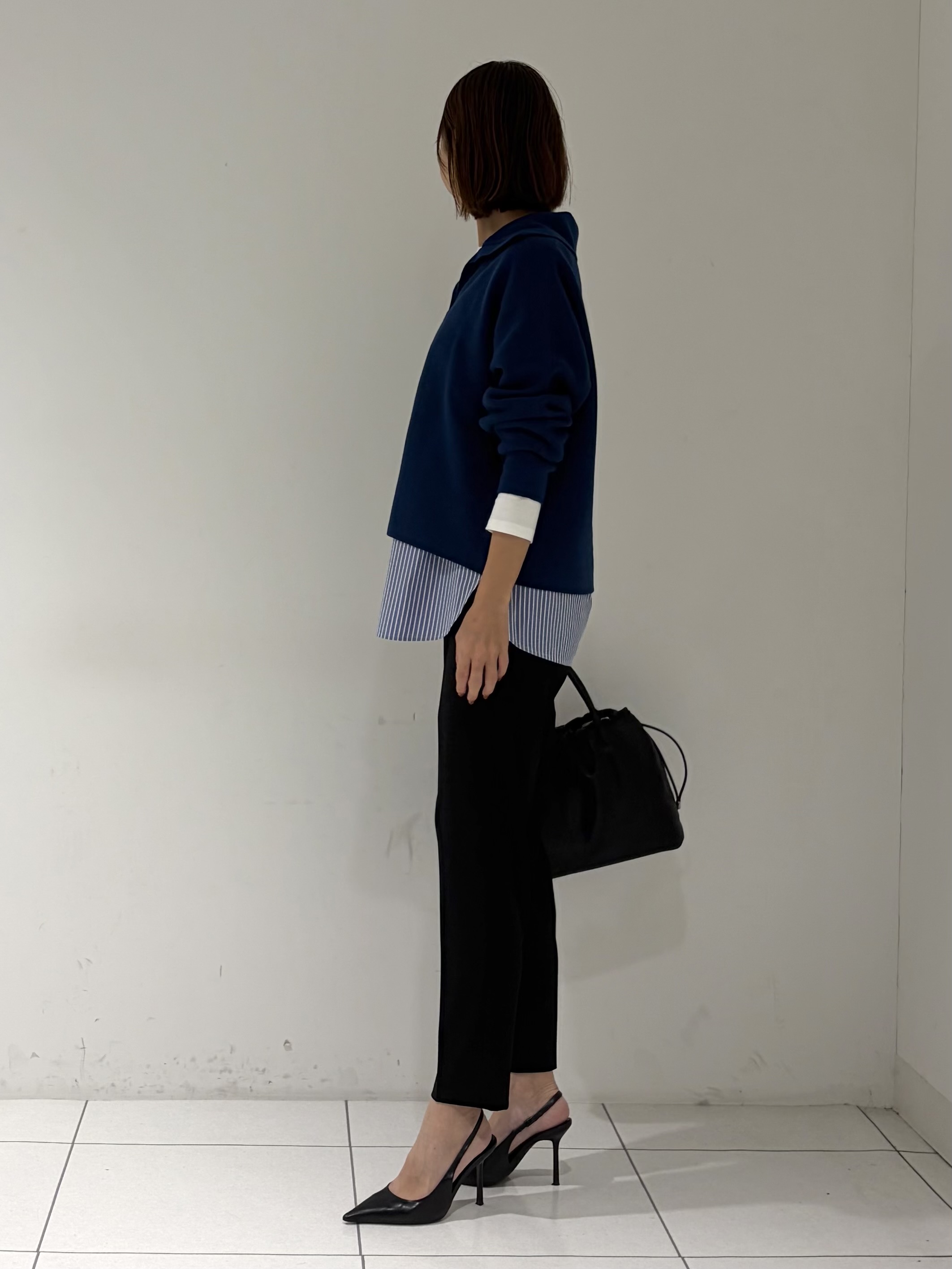 shioriさんの「INDIVI｜【ウール混／クロップド丈】畦編みスキッパー衿ニット」を使ったコーディネート