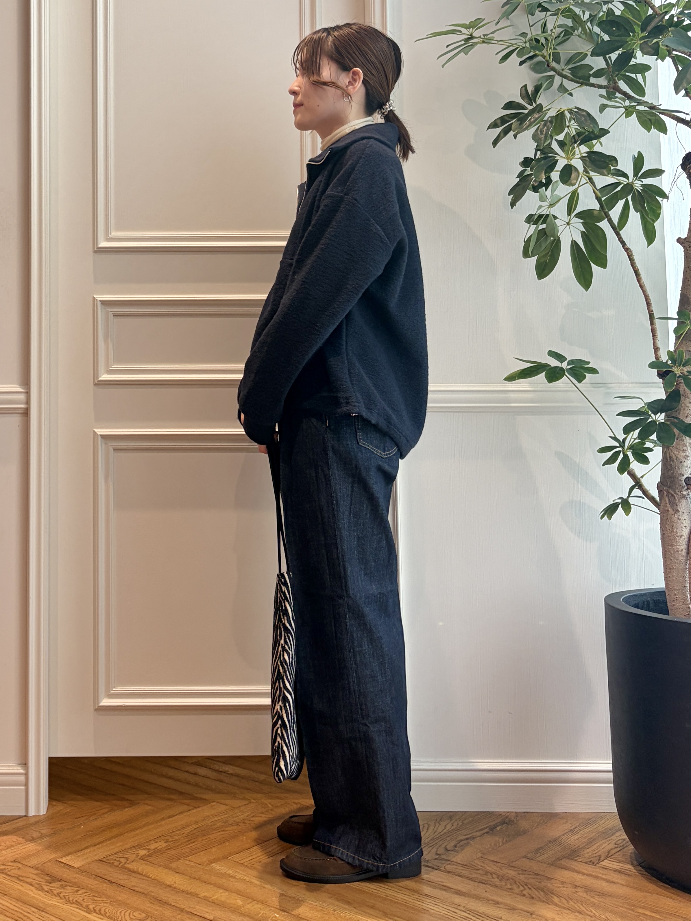 nakaoさんの「DRESSTERIOR｜MILOS（ミロス）ワンハンドルショルダーバッグ」を使ったコーディネート