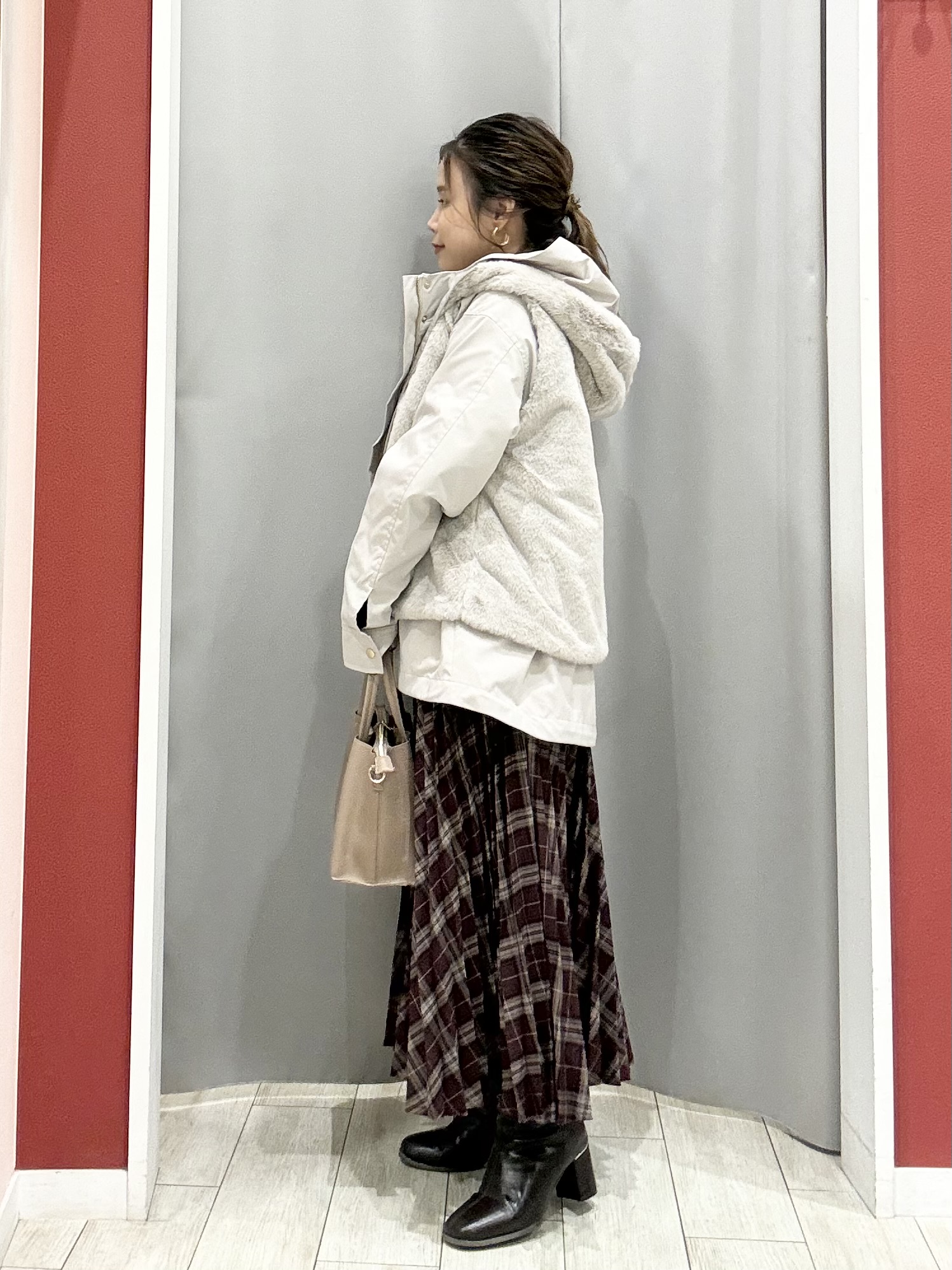 shioさんの「SHOO･LA･RUE｜【洗濯機可/撥水/マルチWAY】ファーライナー付き 毎日欲張りマンパ」を使ったコーディネート