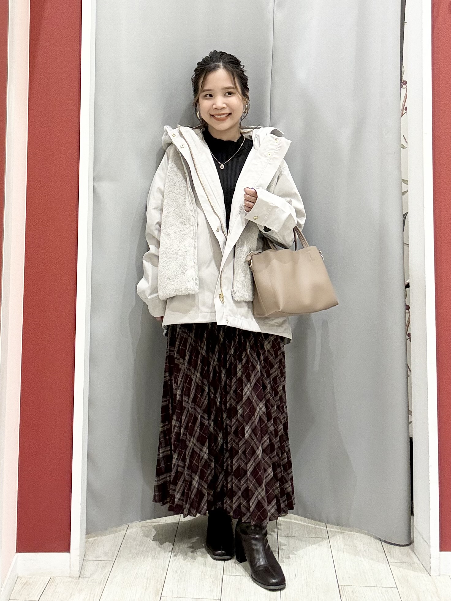 shioさんの「SHOO･LA･RUE｜【洗濯機可/撥水/マルチWAY】ファーライナー付き 毎日欲張りマンパ」を使ったコーディネート