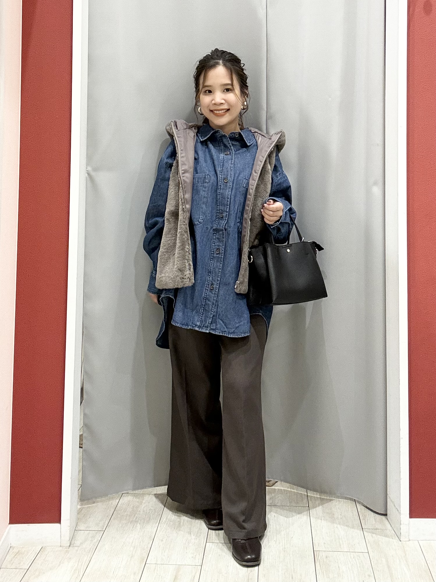 shioさんの「SHOO･LA･RUE｜【洗濯機可/撥水/マルチWAY】ファーライナー付き 毎日欲張りマンパ」を使ったコーディネート