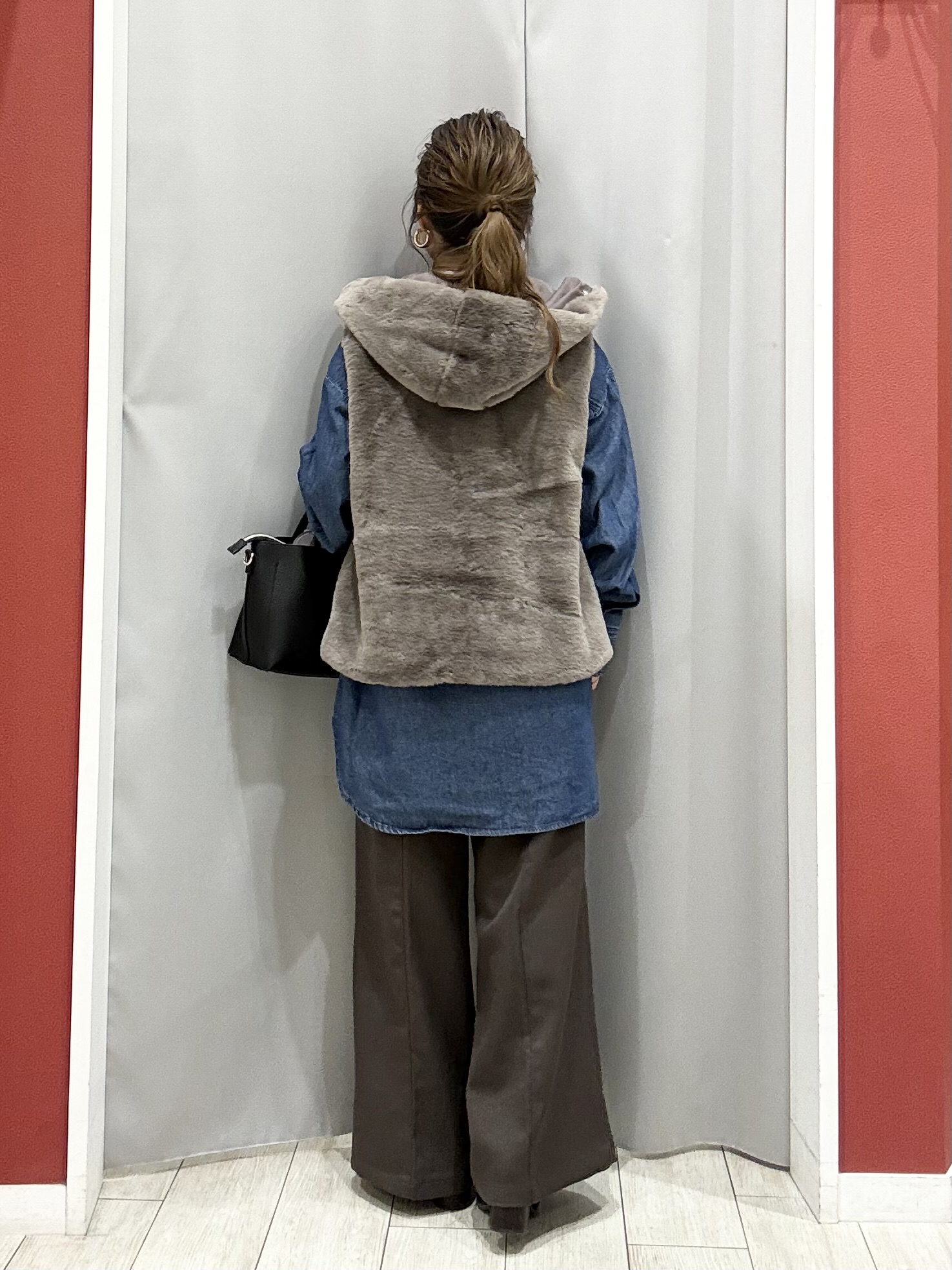 shioさんの「SHOO･LA･RUE｜【洗濯機可/撥水/マルチWAY】ファーライナー付き 毎日欲張りマンパ」を使ったコーディネート