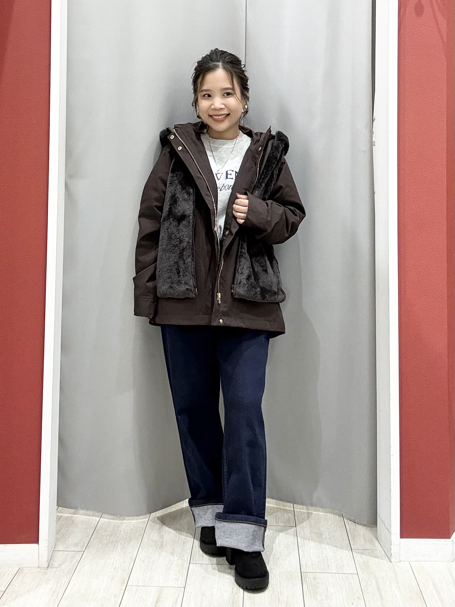 shioさんの「SHOO･LA･RUE｜【洗濯機可/撥水/マルチWAY】ファーライナー付き 毎日欲張りマンパ」を使ったコーディネート
