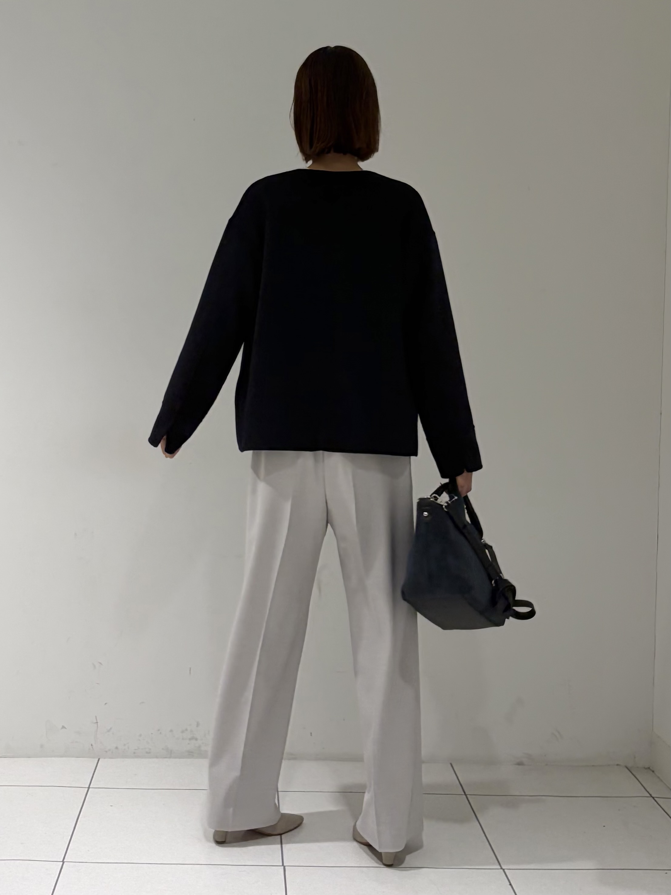 shioriさんの「INDIVI｜【ウール混／配色】ショート丈リバー丸首コート」を使ったコーディネート