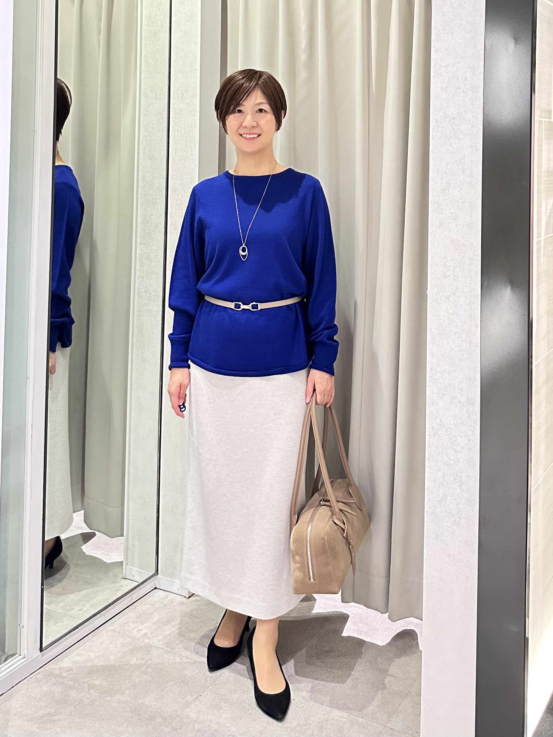 みなこさんの「UNTITLED｜【きれいに体型カバー/8色展開】Aラインシルエットニットプルオーバー」を使ったコーディネート