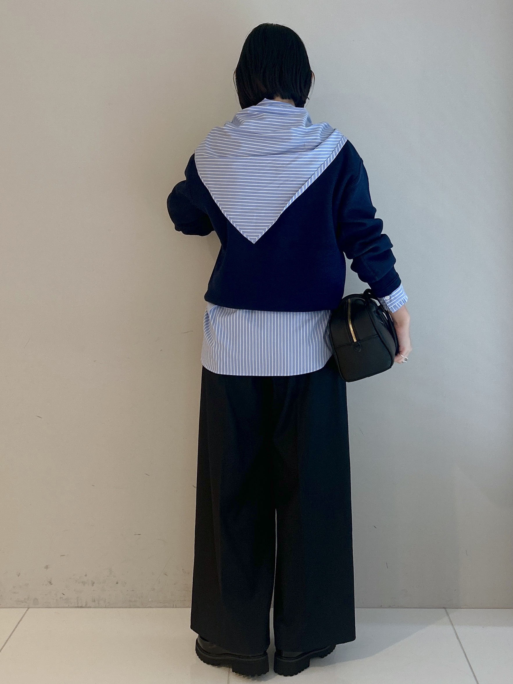 Hirokaさんの「Dessin｜【洗濯機OK/秋レイヤード】スウェットライク ロゴニット」を使ったコーディネート