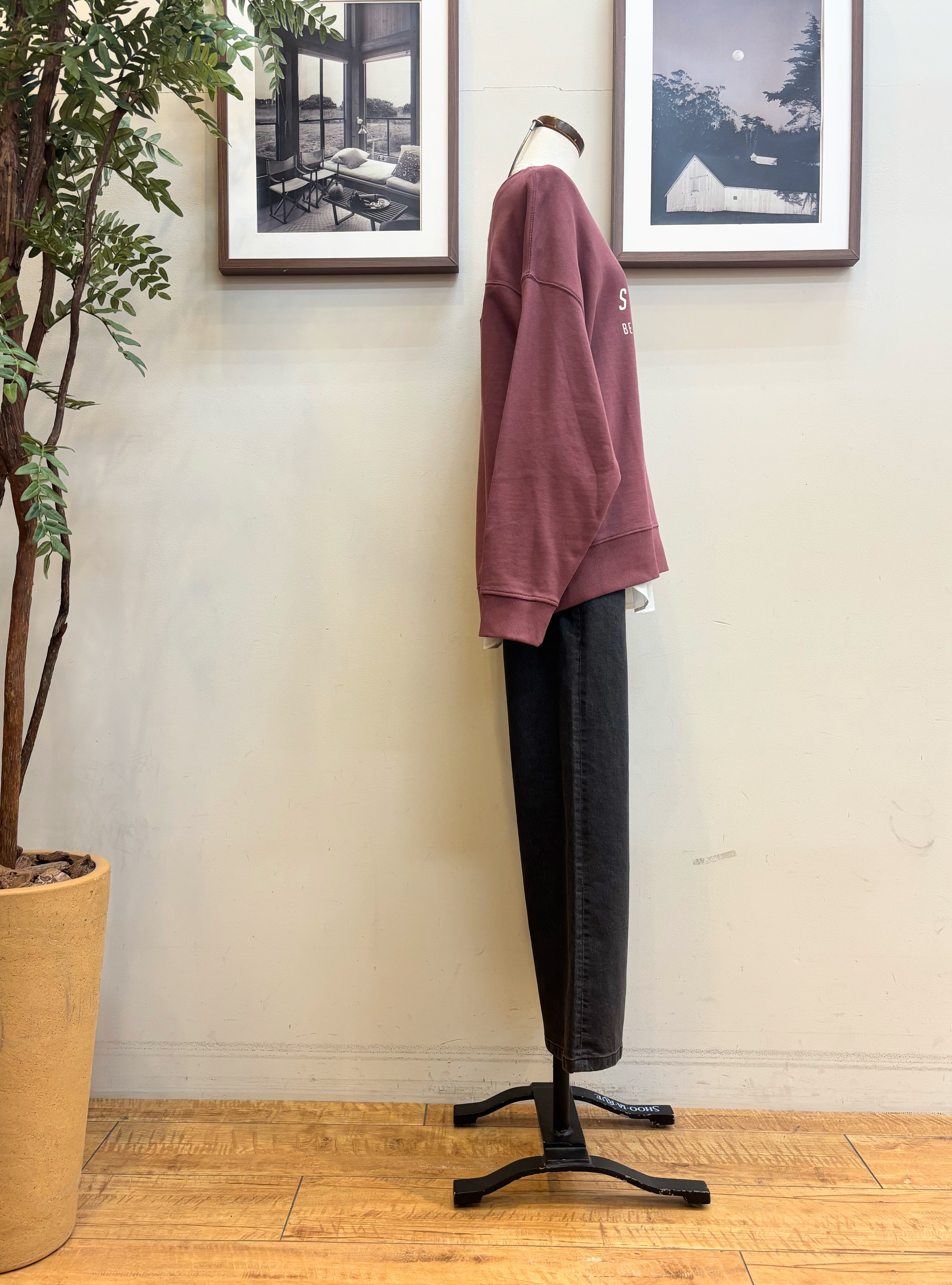 maiさんの「SHOO･LA･RUE｜【体型カバー/洗濯機可】ゆるシルエットスウェット」を使ったコーディネート