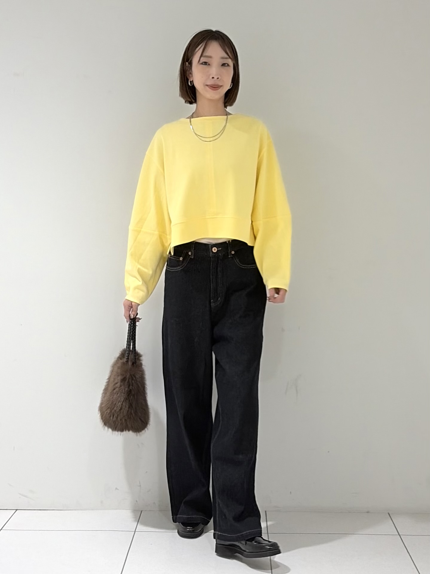 shioriさんの「INDIVI｜プードルファーブルゾン」を使ったコーディネート