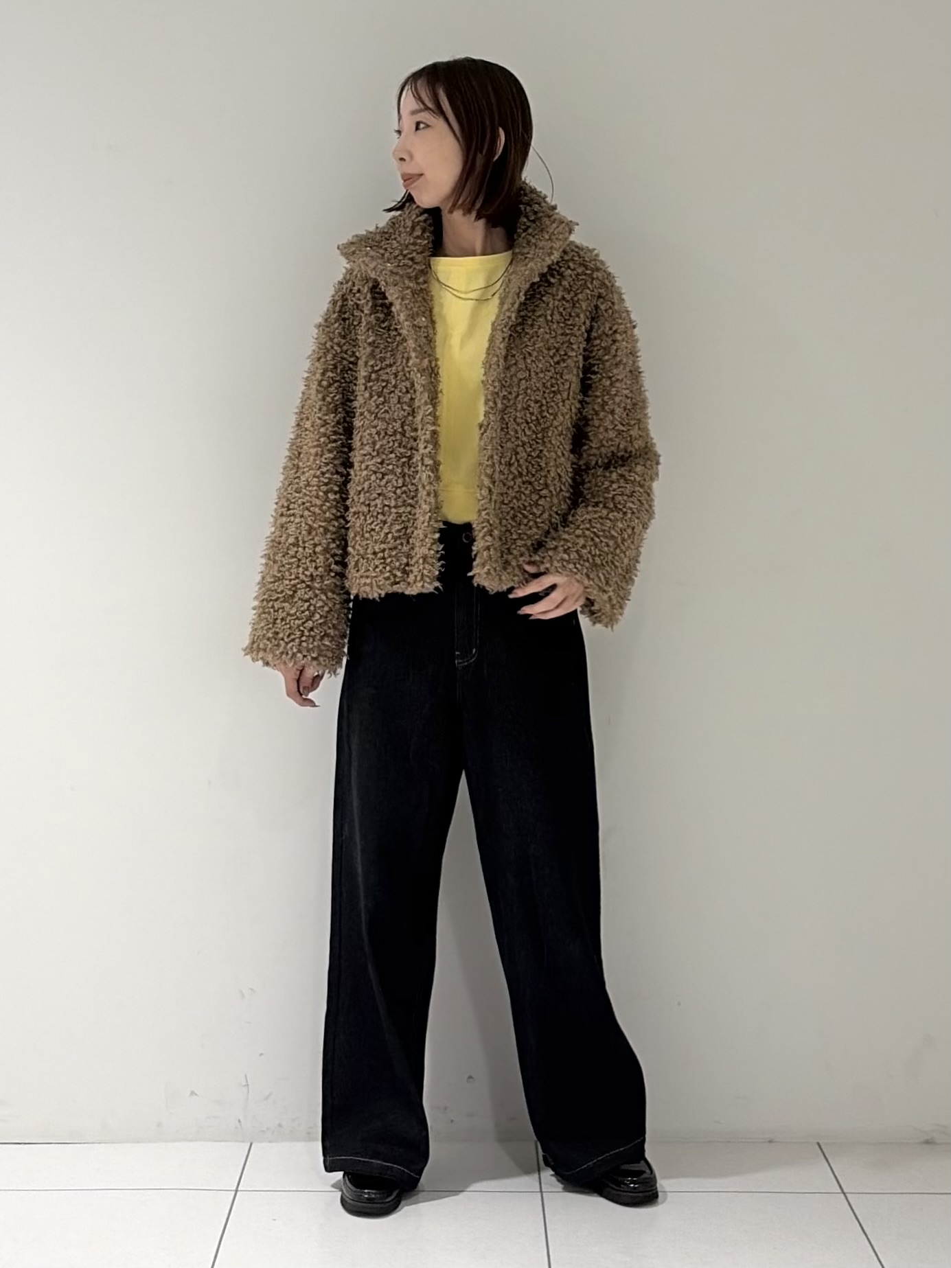 shioriさんの「INDIVI｜プードルファーブルゾン」を使ったコーディネート