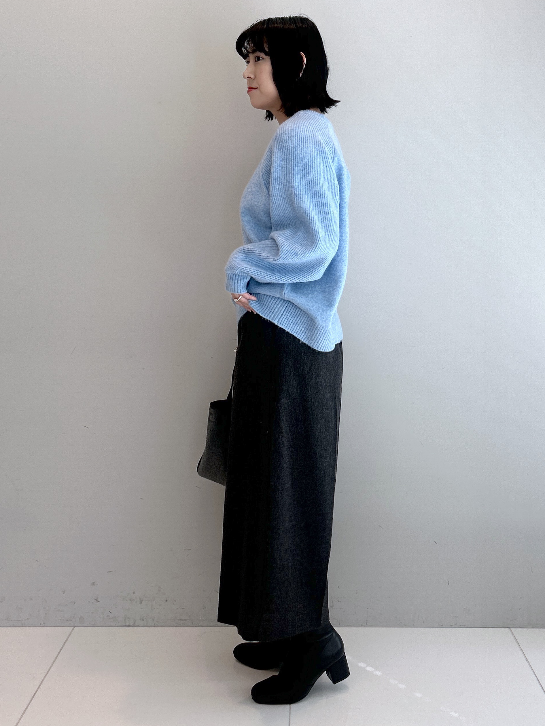 Hirokaさんの「Dessin｜【洗濯機OK/サスティナブル/6色展開】編地切替ラグラン ニットプルオーバー」を使ったコーディネート