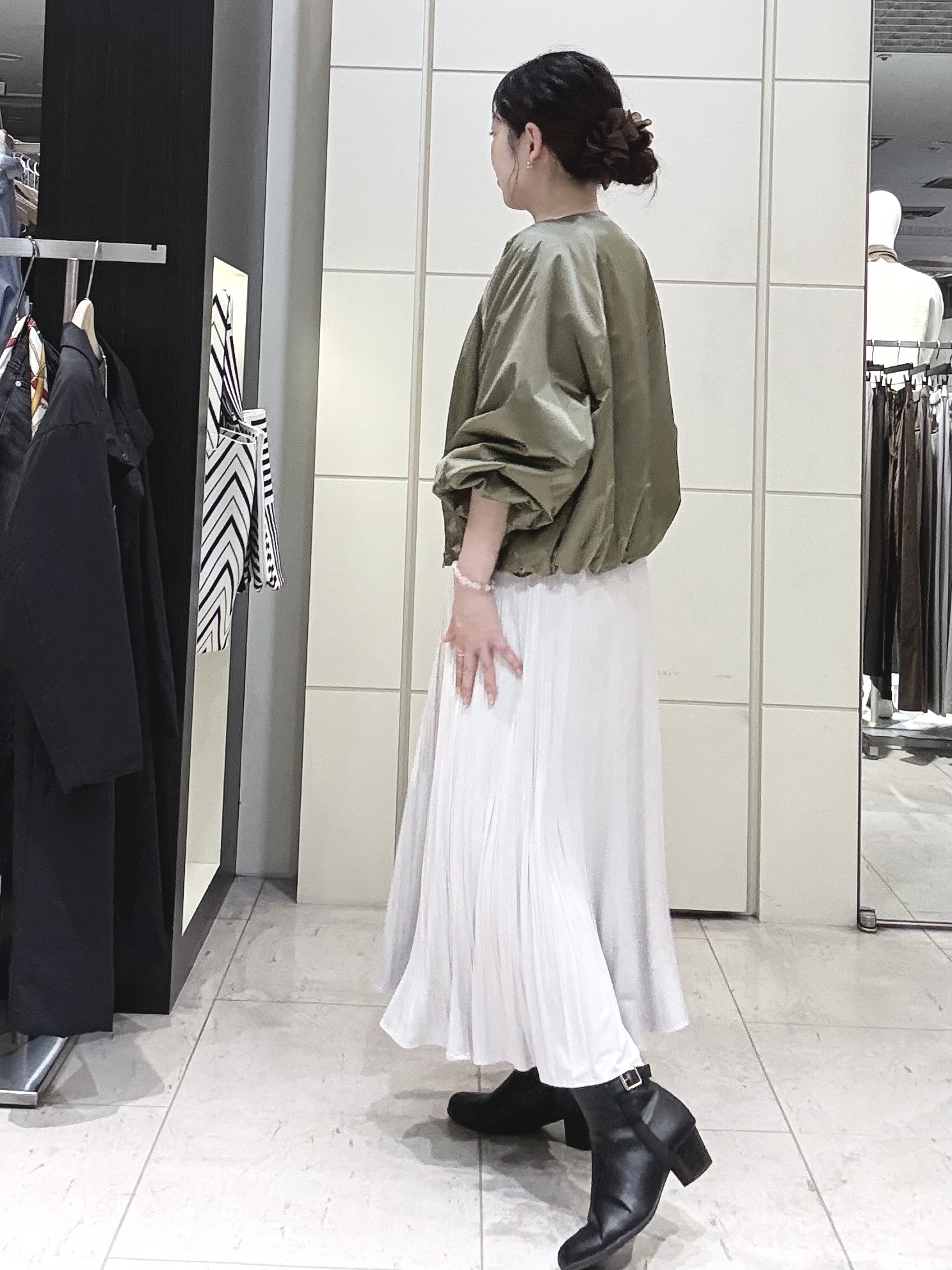 mori.さんの「UNTITLED｜【軽アウター/中綿/秋冬コート】ショートブルゾン」を使ったコーディネート