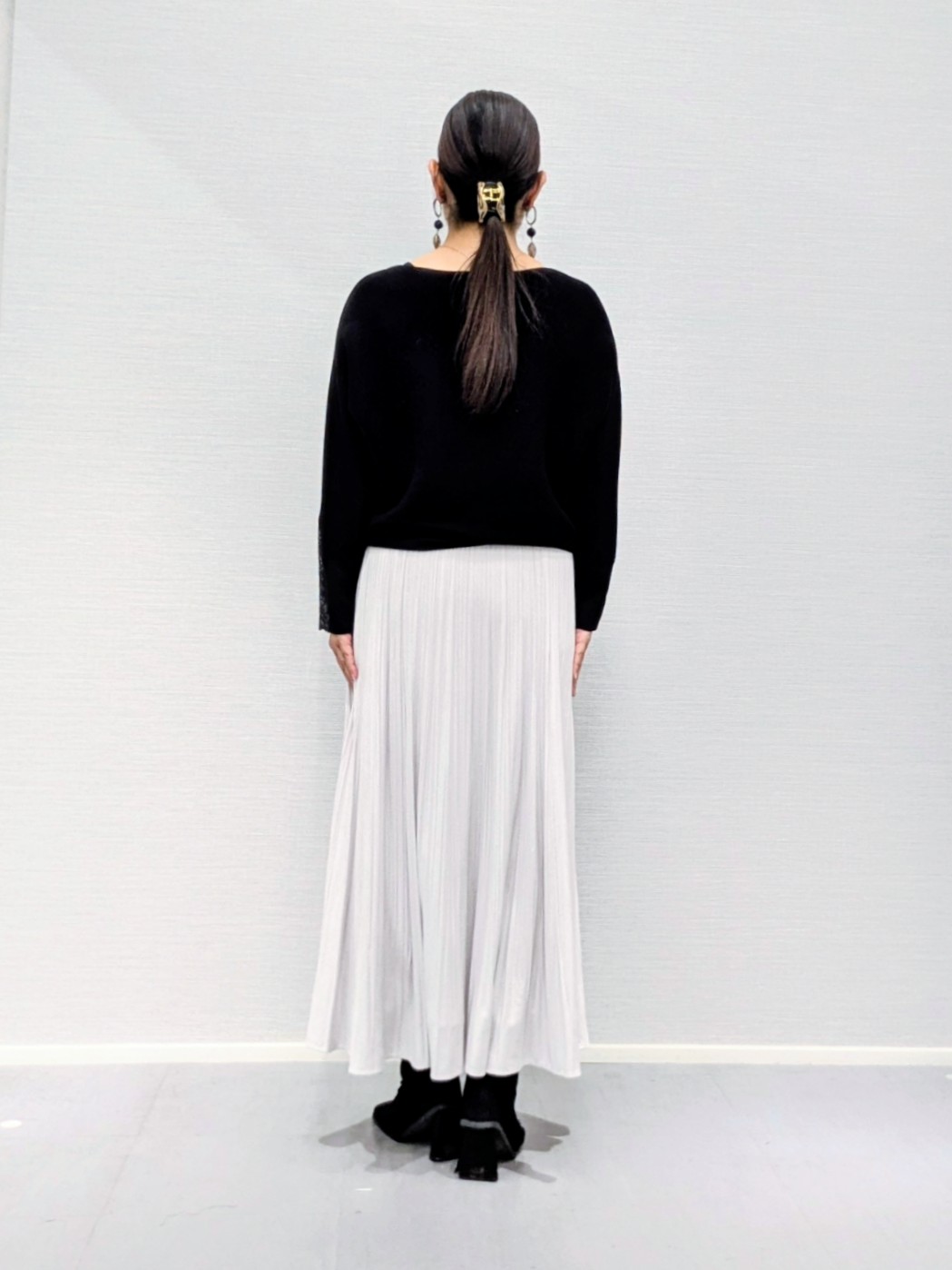 makkyさんの「UNTITLED｜【手洗い可】袖口レースドルマンニット」を使ったコーディネート