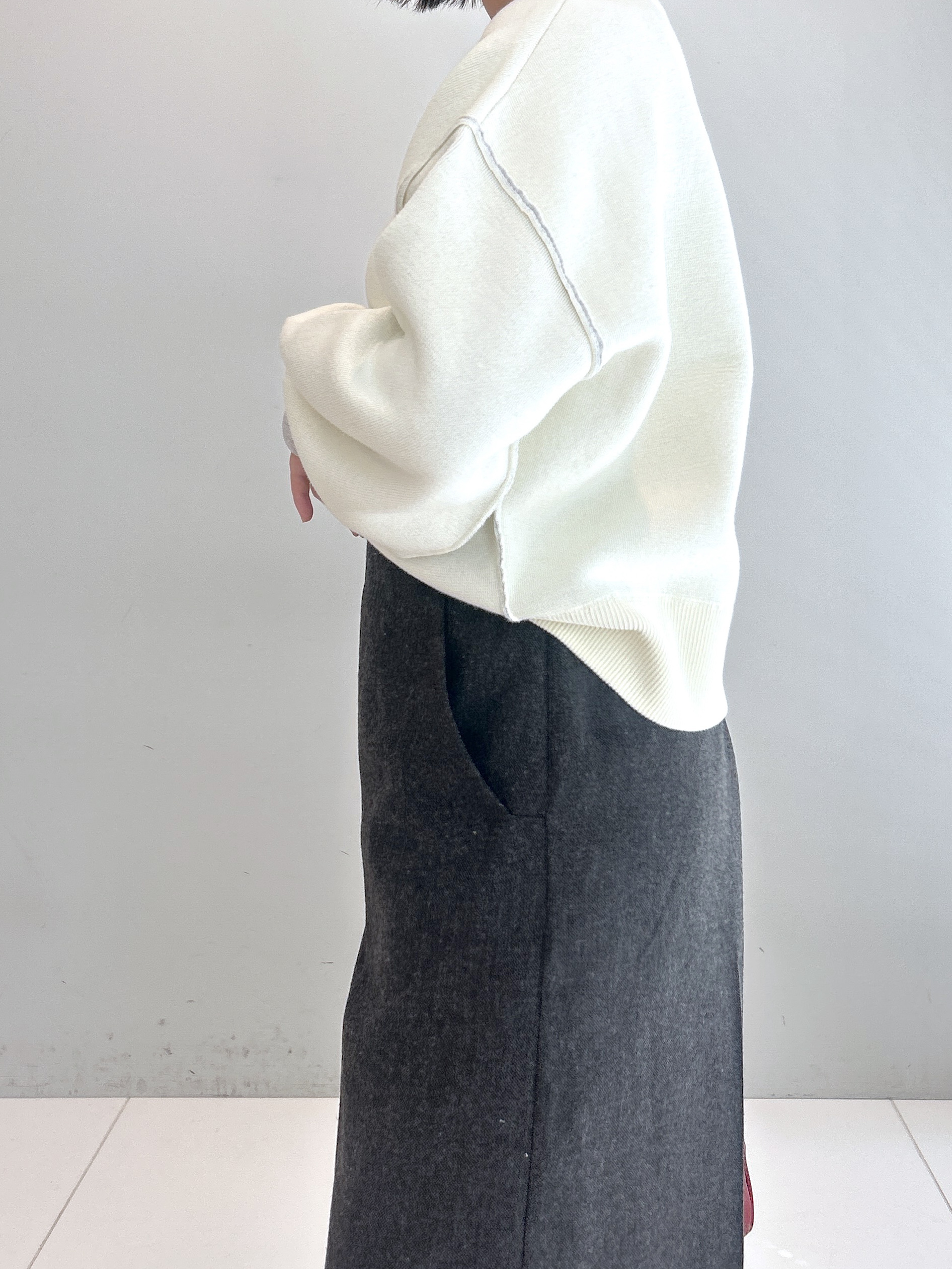 Hirokaさんの「Dessin｜【2WAY/洗濯機OK/XS-L】配色リバーシブル コットンジャカード クルーネックニット」を使ったコーディネート