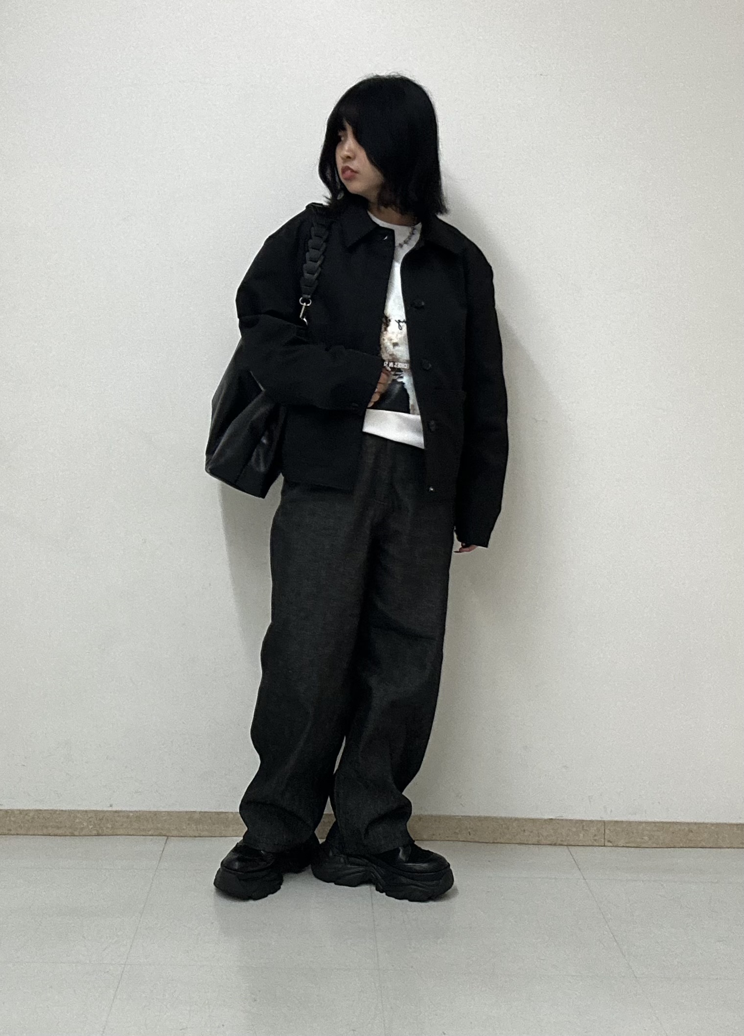 MANAさんの「tk.TAKEO KIKUCHI｜【色褪せしにくいデニム】Comfy Fadeless Denim Seriesバレルデニム」を使ったコーディネート