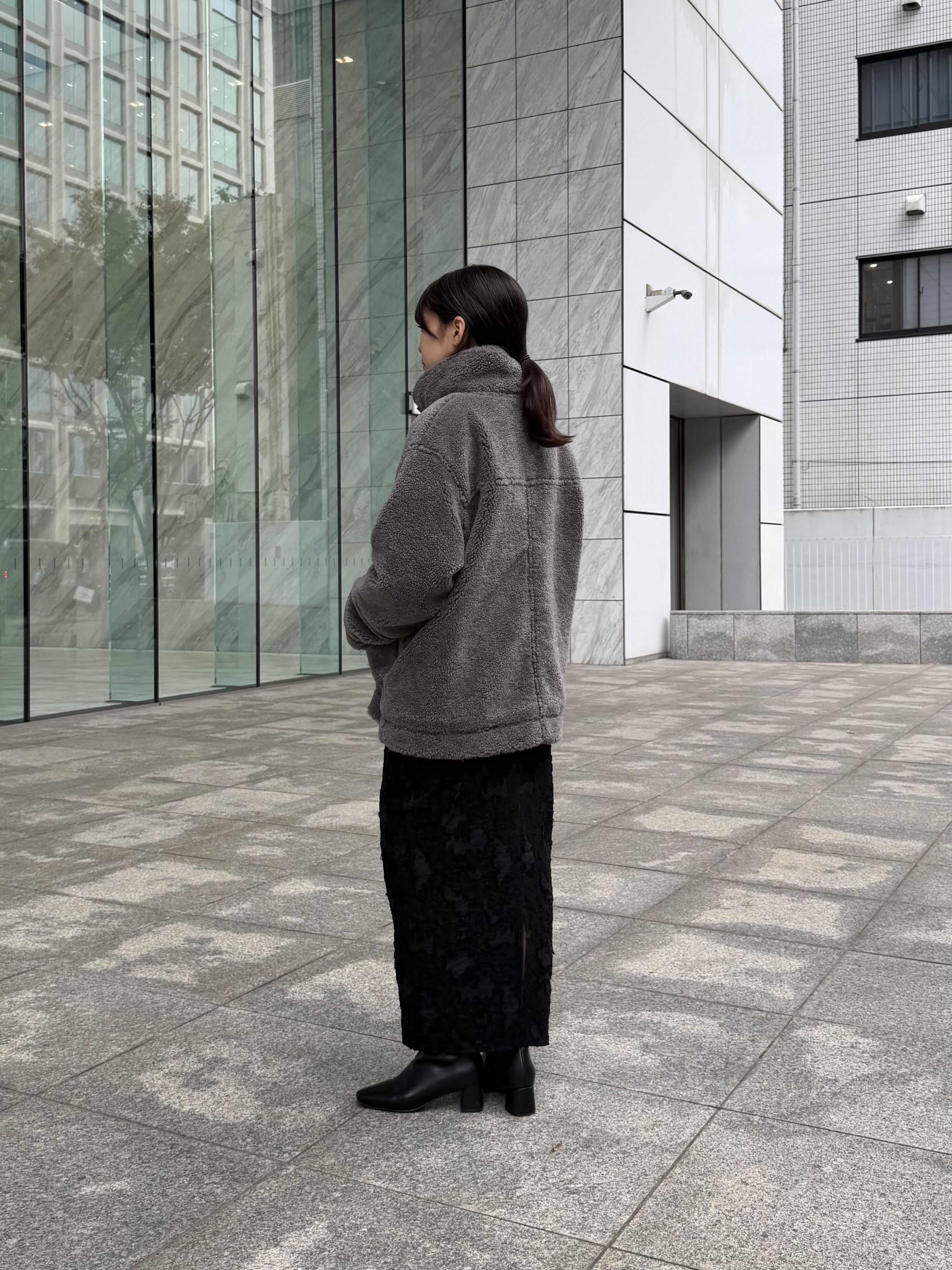 ririkaさんの「INDIVI｜スタンドカラーボアブルゾン【LIVE紹介／上枝みどりさん着用】」を使ったコーディネート