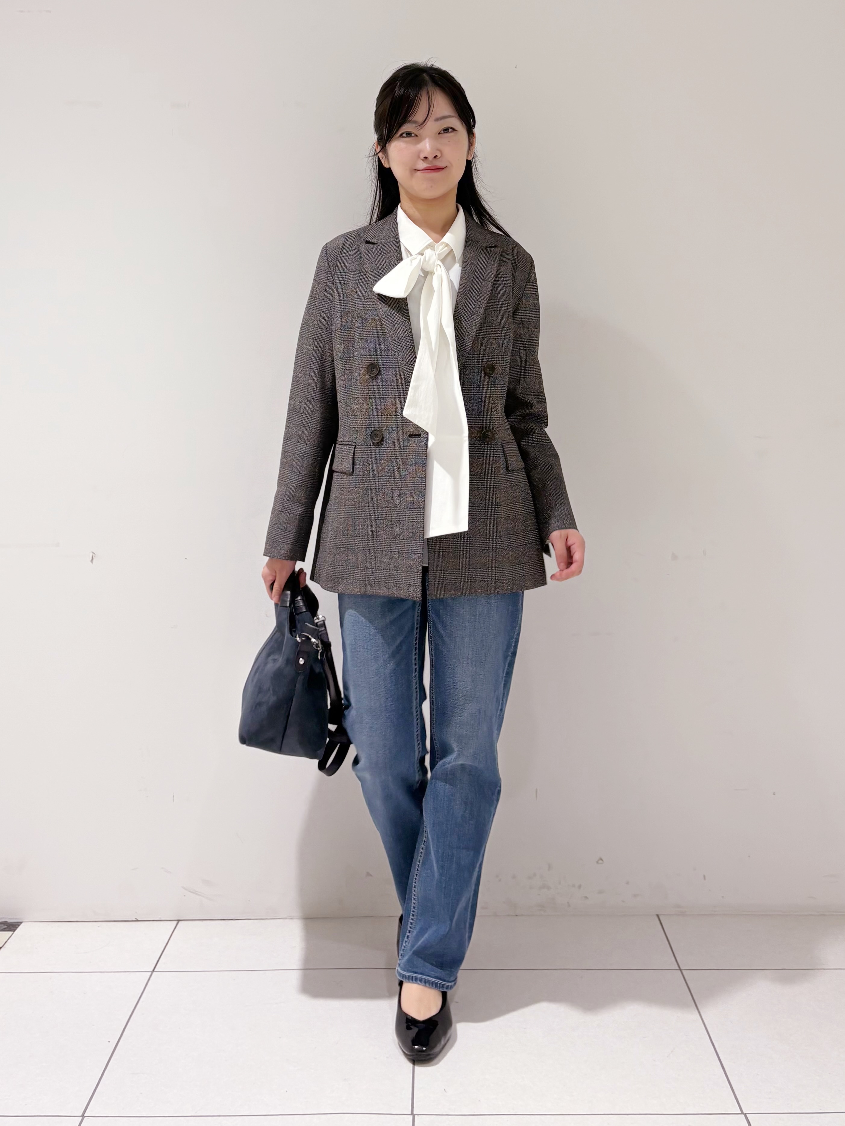 momokoさんの「INDIVI｜【洗濯機OK／ストレッチ◎】秋はじめのダブルジャケット」を使ったコーディネート