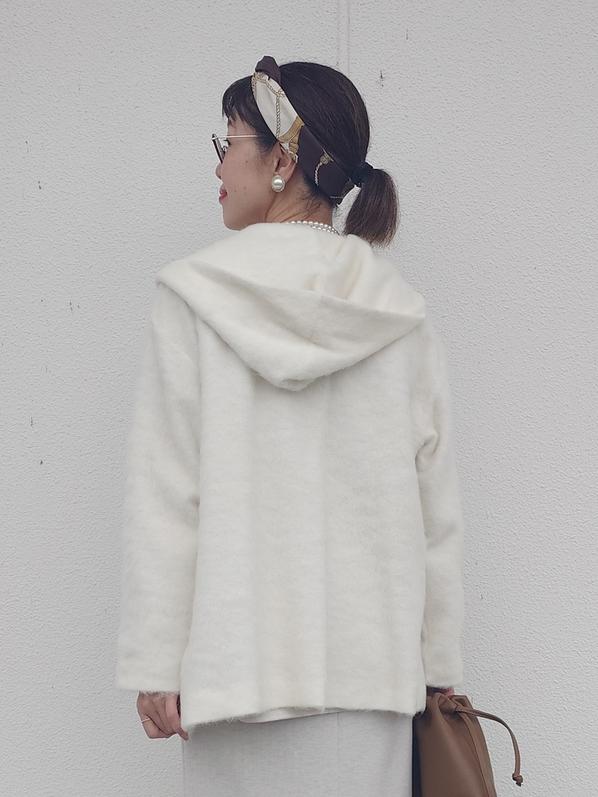 MUTSUKOさんの「UNTITLED｜【軽アウター/秋羽織り】シャギーフーディ―カーディガン」を使ったコーディネート