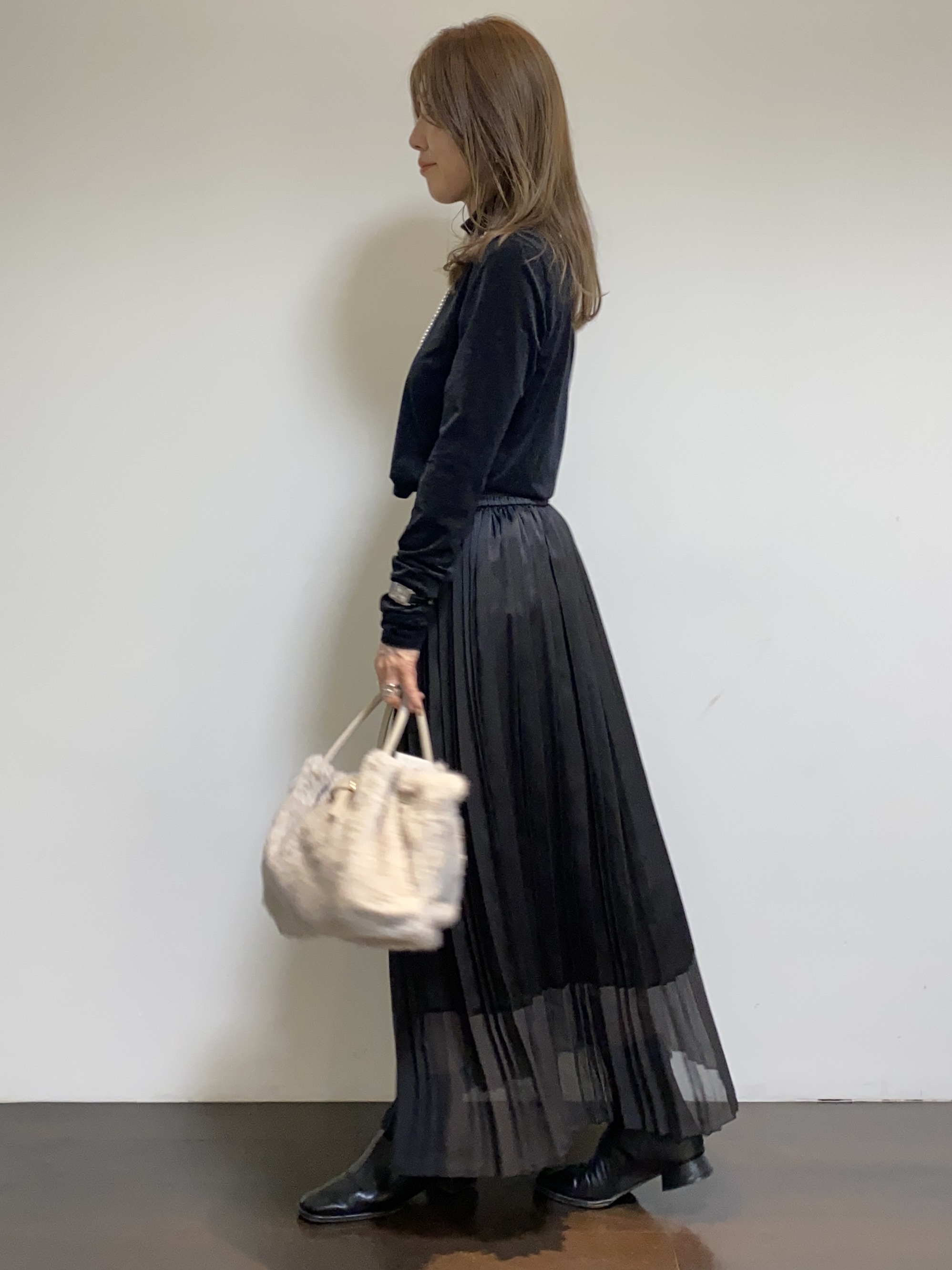 tomoさんの「UNTITLED｜【軽アウター/中綿/秋冬コート】ショートブルゾン」を使ったコーディネート