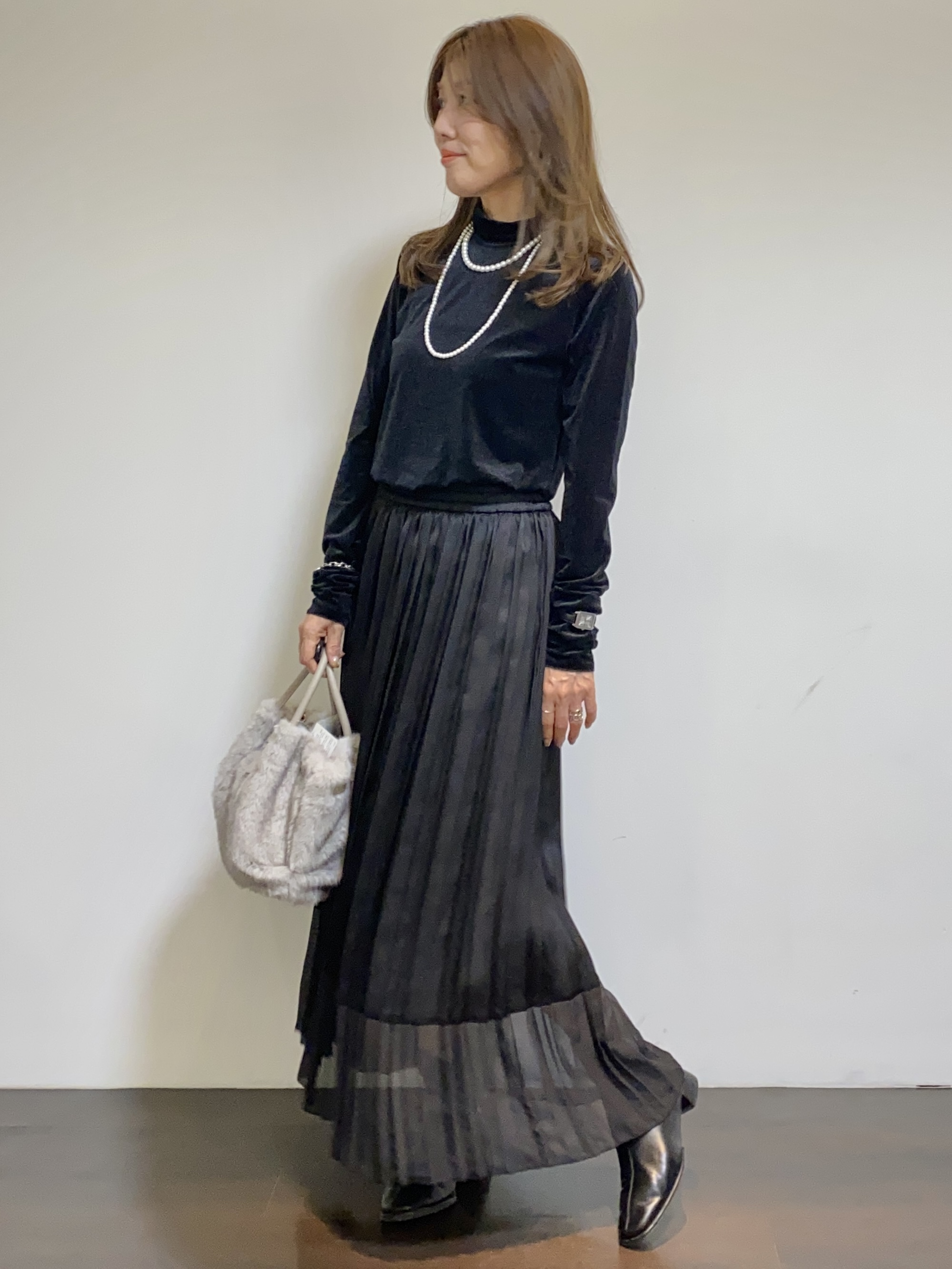 tomoさんの「UNTITLED｜【軽アウター/中綿/秋冬コート】ショートブルゾン」を使ったコーディネート