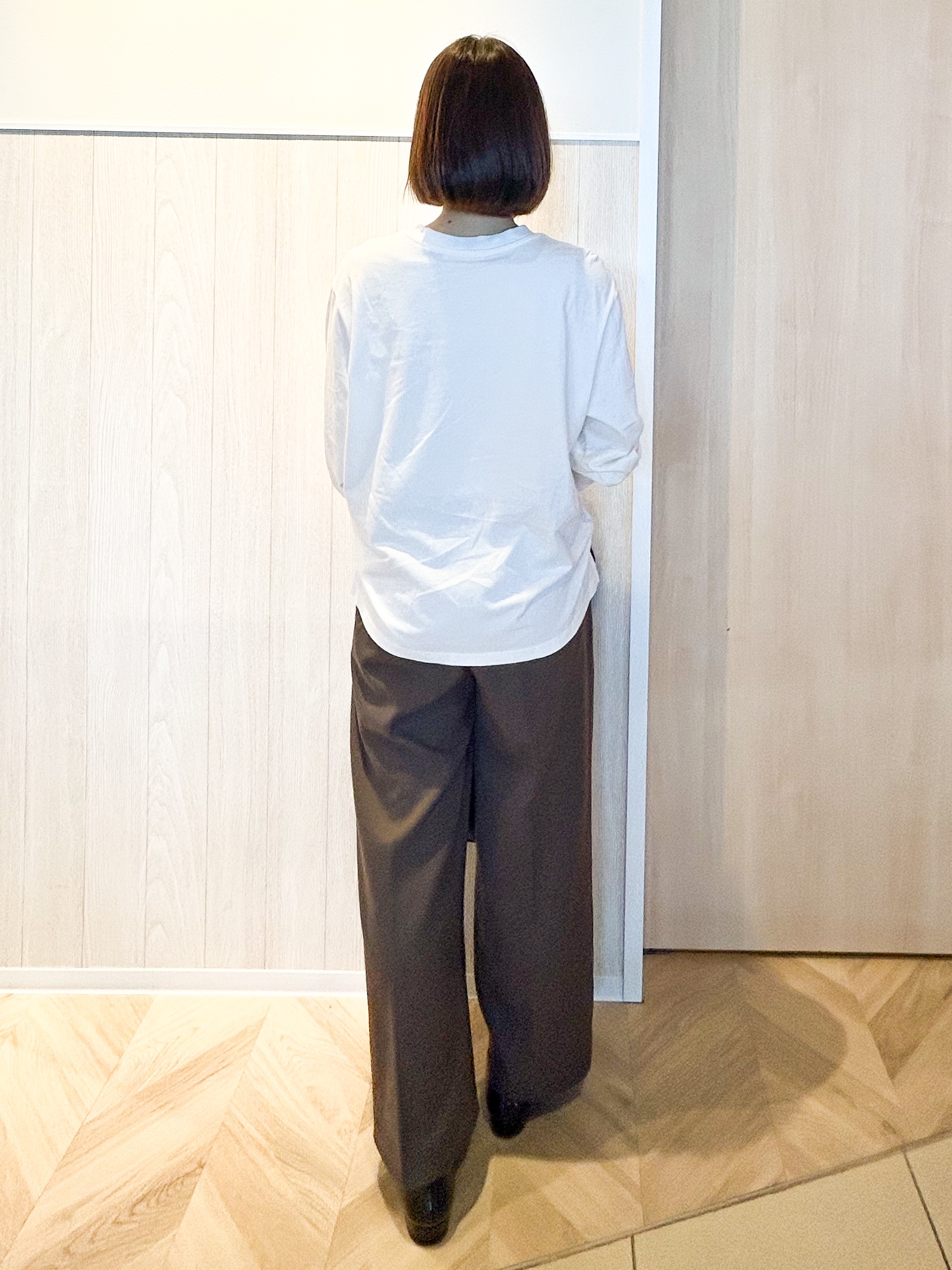 tomoさんの「SHOO･LA･RUE｜【毛玉になりにくい/S-LL/洗濯機可/体型カバー】Vネックゆったりカーディガン」を使ったコーディネート
