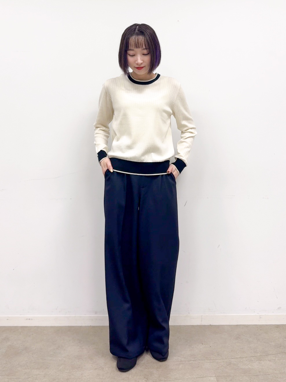 𝐜𝐡𝐢𝐤𝐚さんの「SHOO･LA･RUE｜【S-LL/洗濯機可】配色使いが目を惹く クルーネックニットカーディガン」を使ったコーディネート