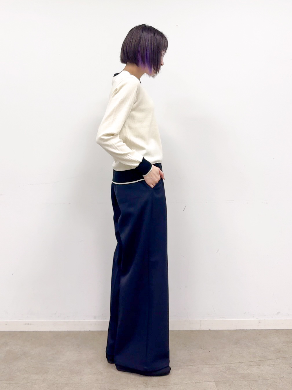 𝐜𝐡𝐢𝐤𝐚さんの「SHOO･LA･RUE｜【S-LL/洗濯機可】配色使いが目を惹く クルーネックニットカーディガン」を使ったコーディネート