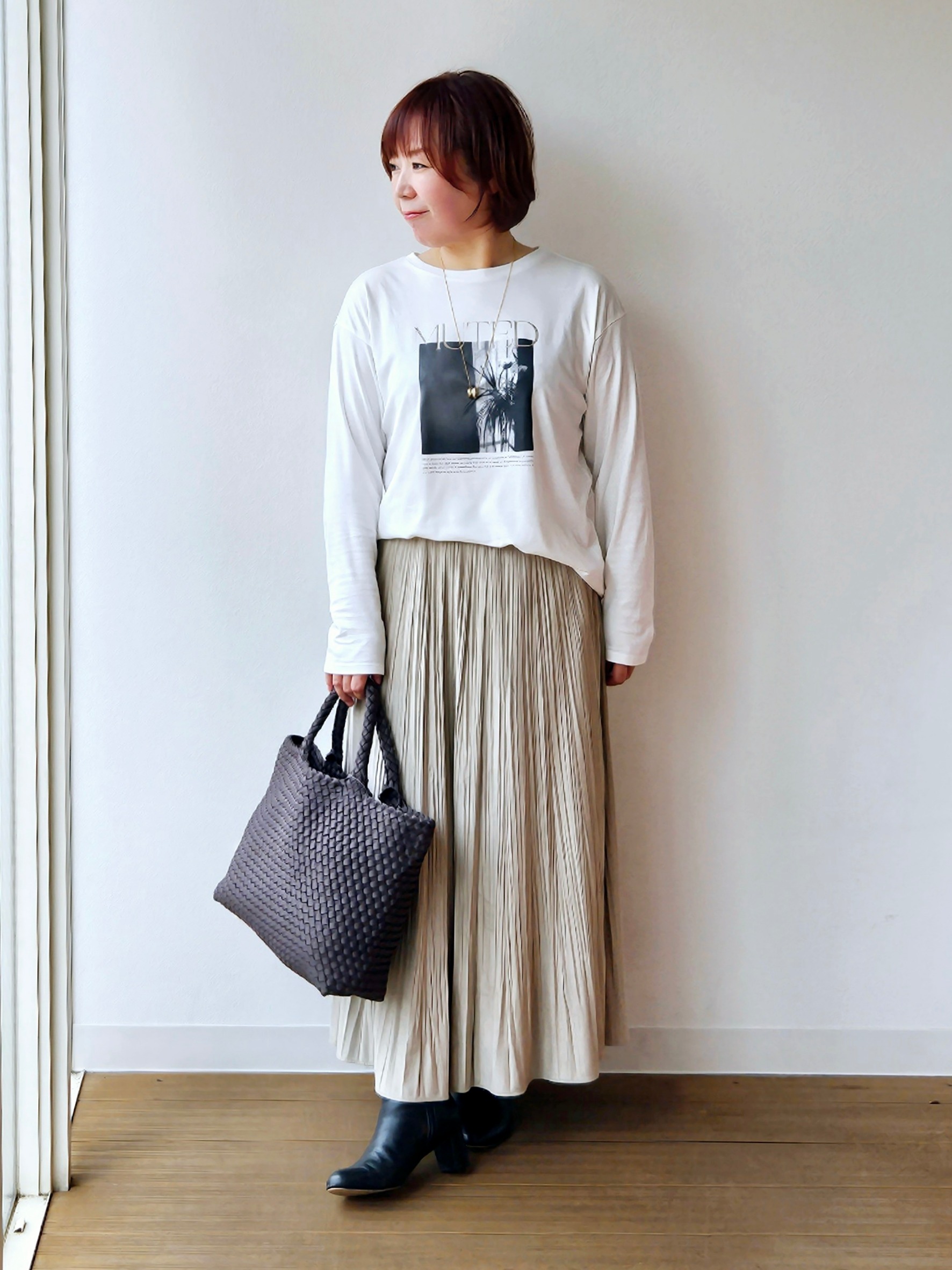 やじまさんの「UNTITLED｜【ロゴ・プリント】フォトグラフィックロンT」を使ったコーディネート