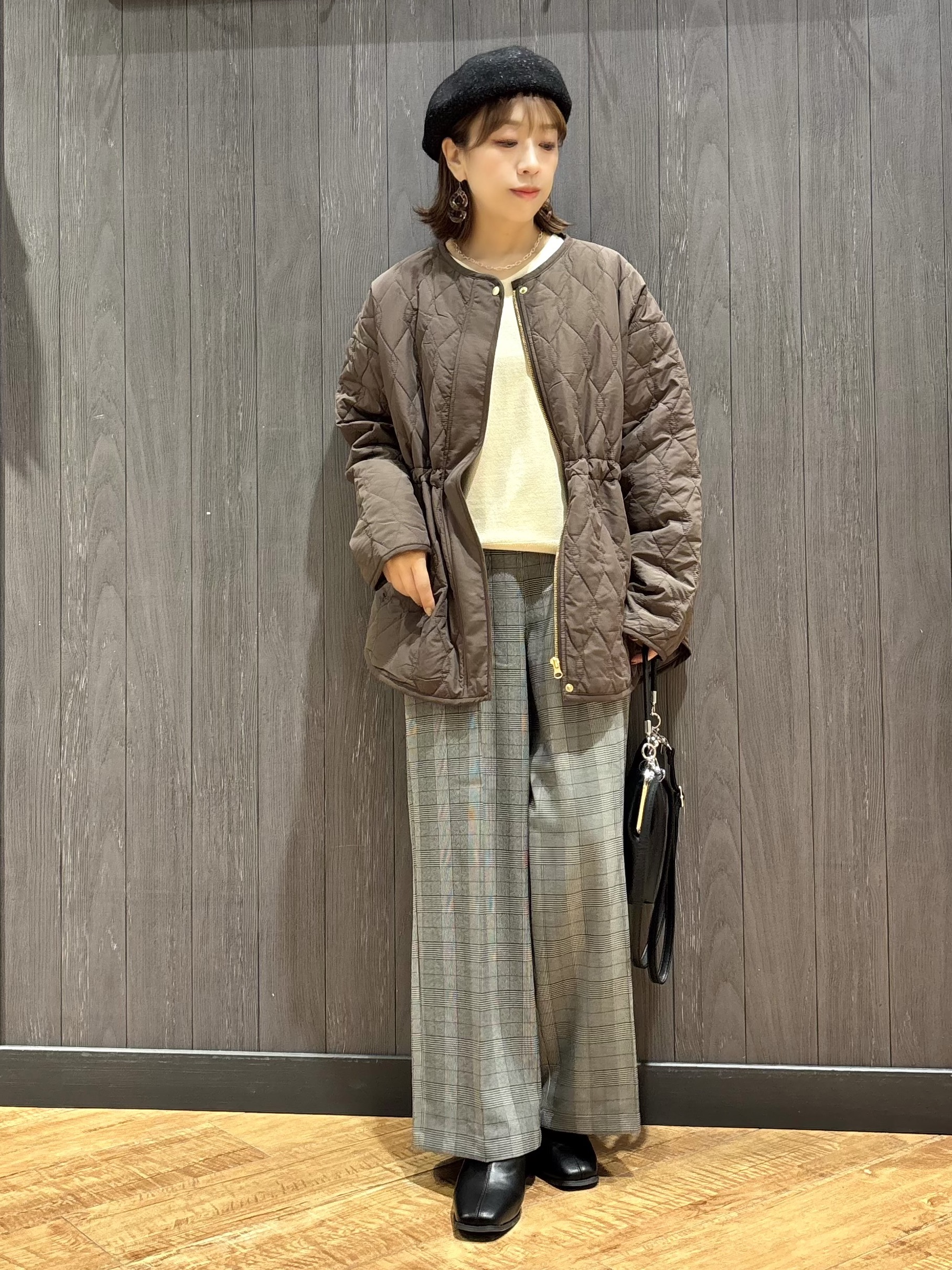 meiさんの「SHOO･LA･RUE｜【撥水/S-LL/洗濯機可】ウエスト絞れる キルト中綿ジャケット」を使ったコーディネート