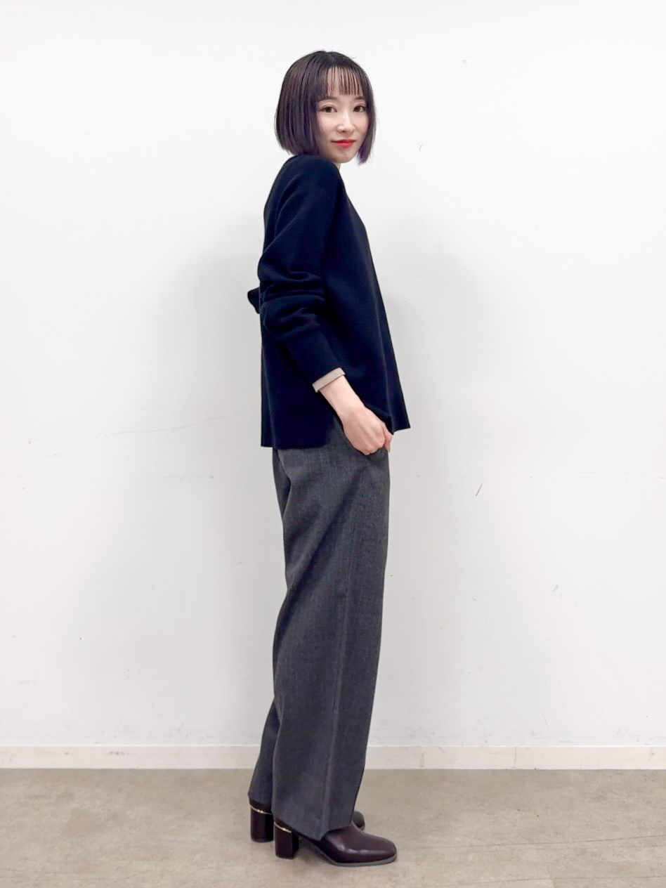 𝐜𝐡𝐢𝐤𝐚さんの「SHOO･LA･RUE｜【着丈選べる／セットアップ可／ぱちぱちしにくい】洗濯後しわになりにくい 両面微起毛 あったかイージー」を使ったコーディネート