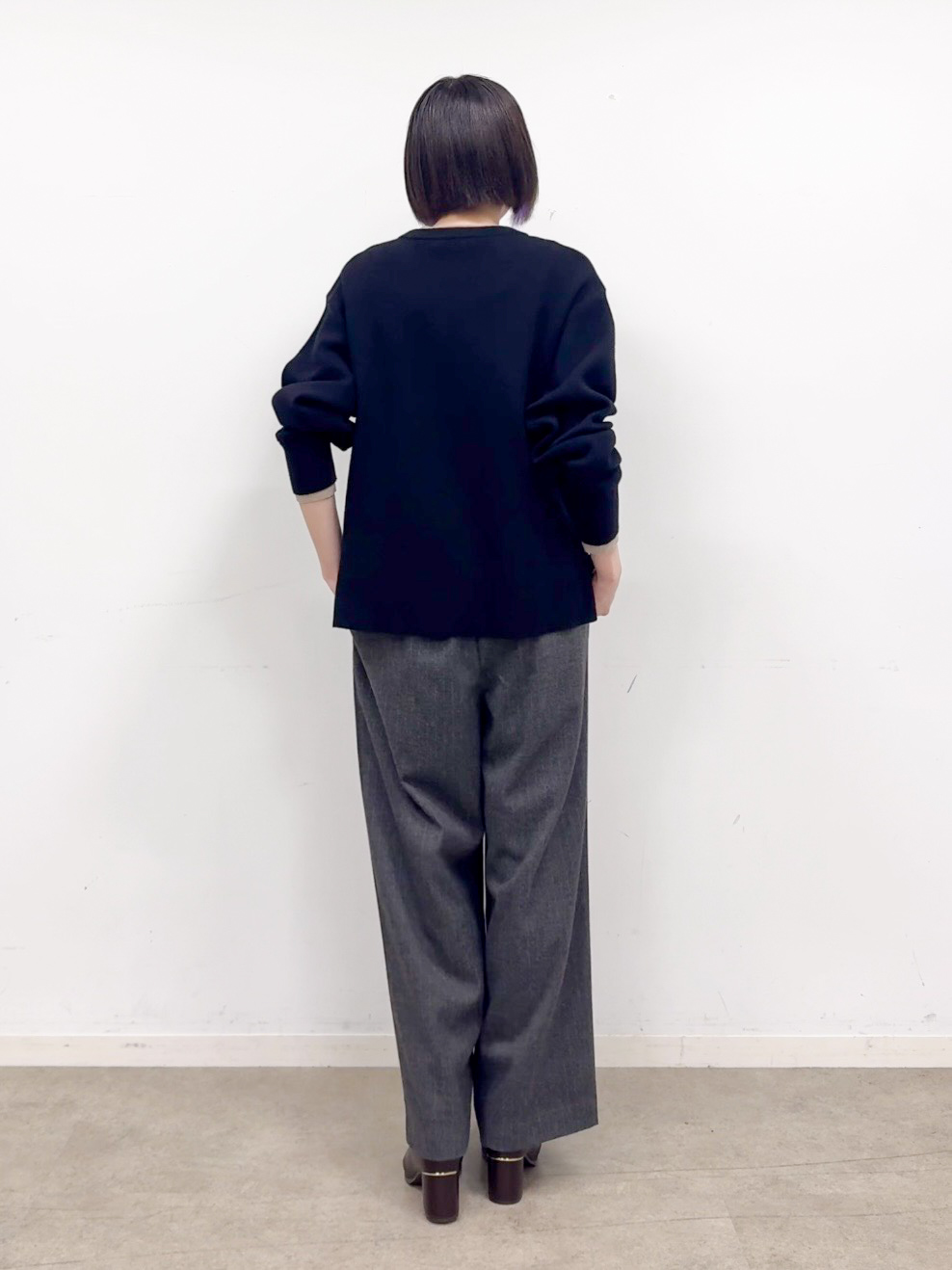 𝐜𝐡𝐢𝐤𝐚さんの「SHOO･LA･RUE｜【着丈選べる／セットアップ可／ぱちぱちしにくい】洗濯後しわになりにくい 両面微起毛 あったかイージー」を使ったコーディネート