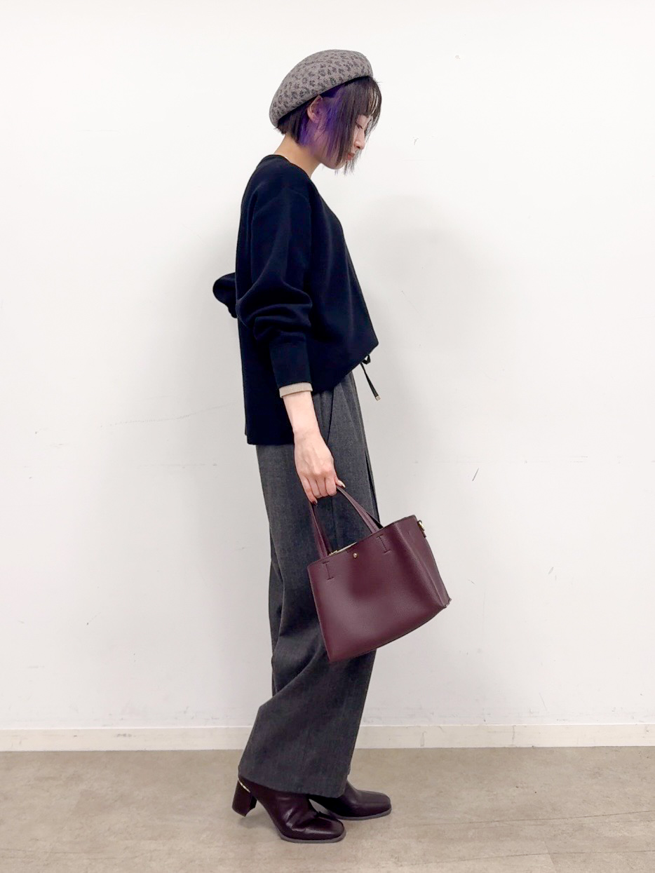 𝐜𝐡𝐢𝐤𝐚さんの「SHOO･LA･RUE｜【着丈選べる／セットアップ可／ぱちぱちしにくい】洗濯後しわになりにくい 両面微起毛 あったかイージー」を使ったコーディネート