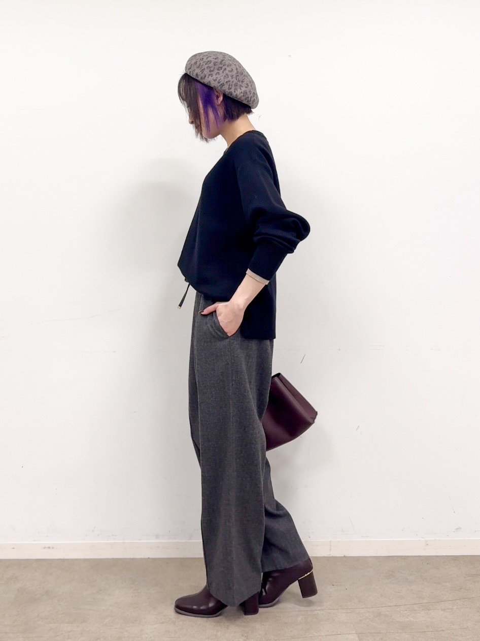 𝐜𝐡𝐢𝐤𝐚さんの「SHOO･LA･RUE｜【着丈選べる／セットアップ可／ぱちぱちしにくい】洗濯後しわになりにくい 両面微起毛 あったかイージー」を使ったコーディネート