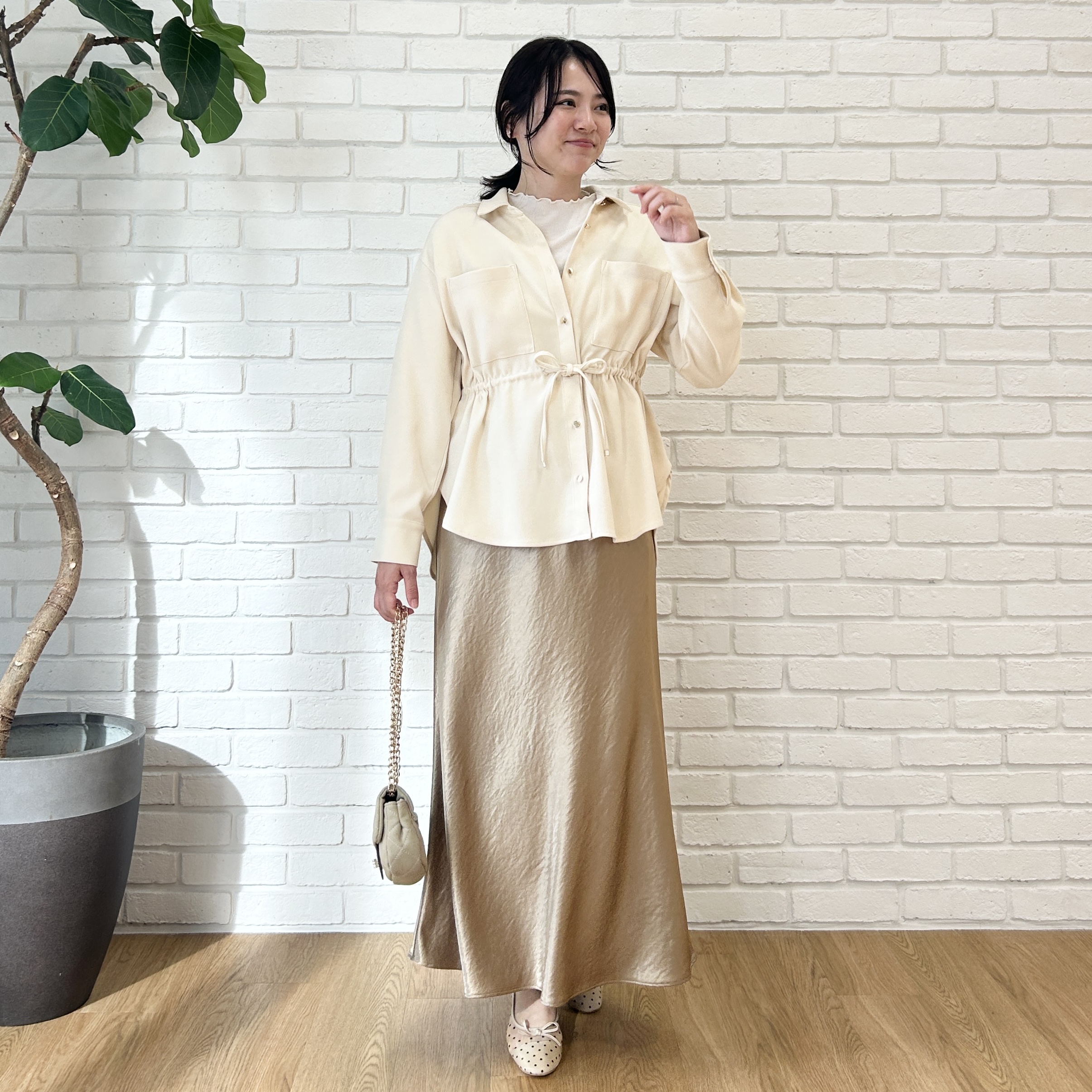 shinoさんの「Couture brooch｜【一枚着でも、羽織ってもOK】起毛ツイルCPOシャツジャケット」を使ったコーディネート