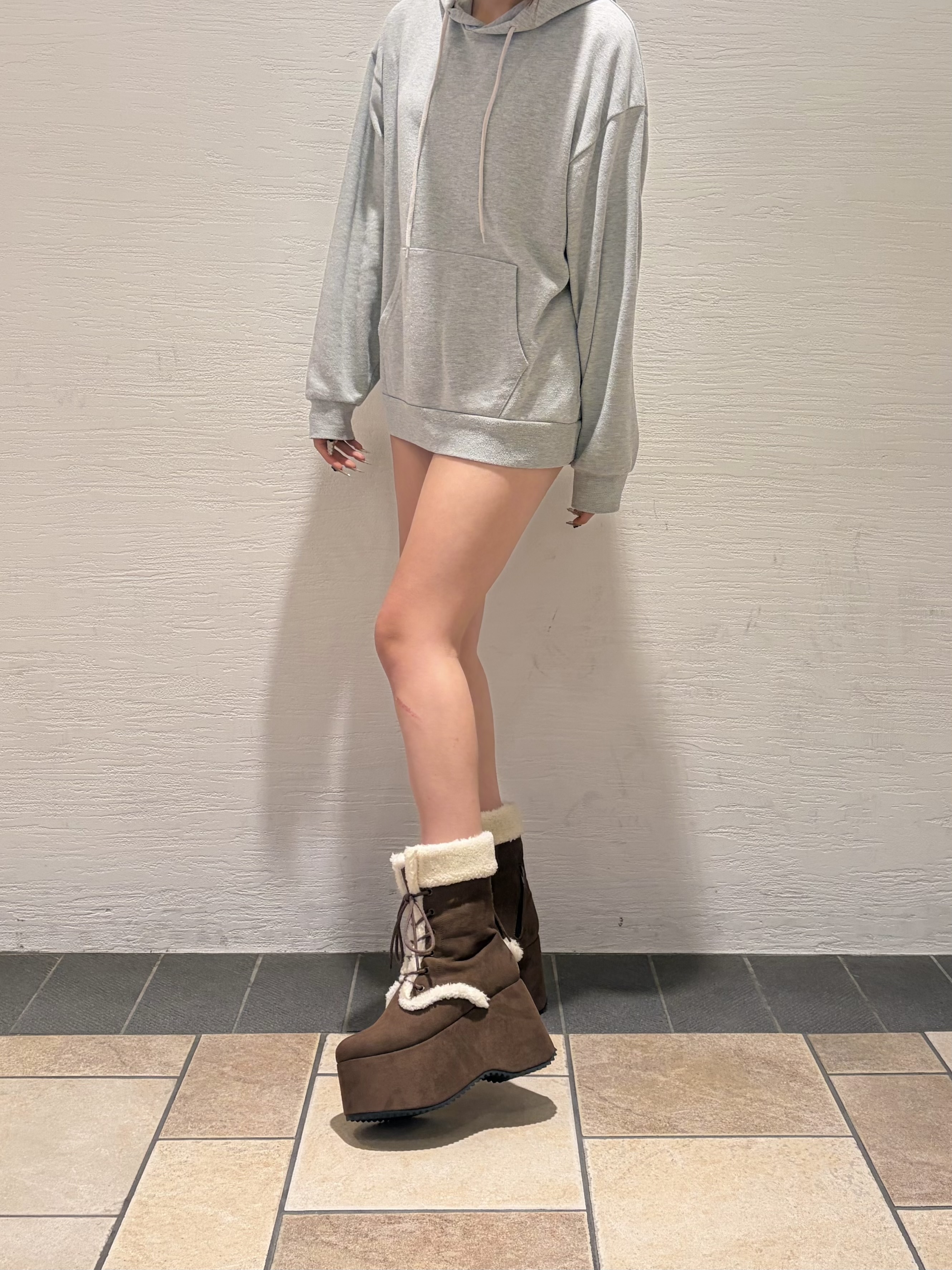 SACHAさんの「ESPERANZA｜2WAY厚底ボアレースアップブーツ」を使ったコーディネート