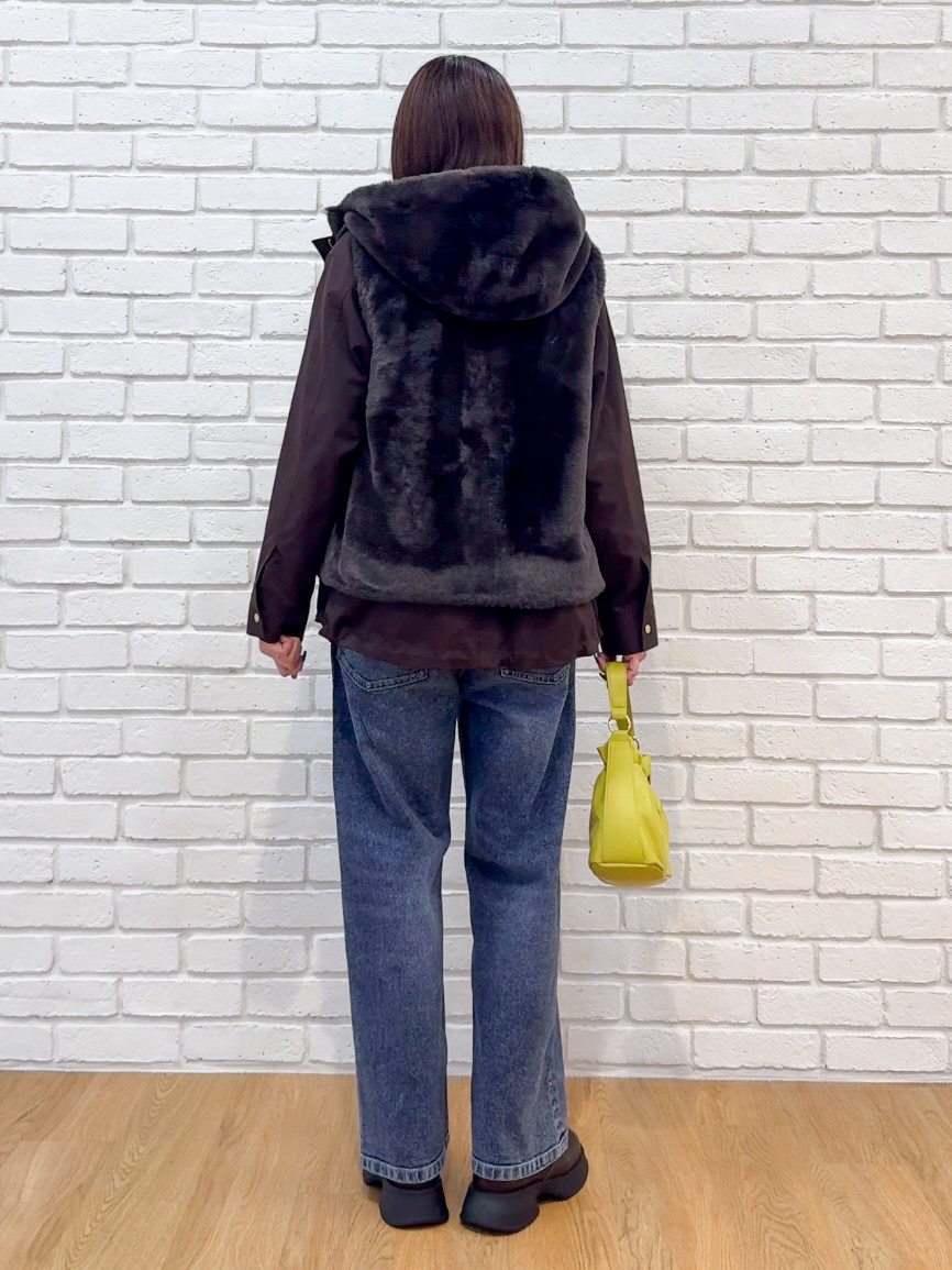 𝐜𝐡𝐢𝐤𝐚さんの「SHOO･LA･RUE｜【洗濯機可/撥水/マルチWAY】ファーライナー付き 毎日欲張りマンパ」を使ったコーディネート