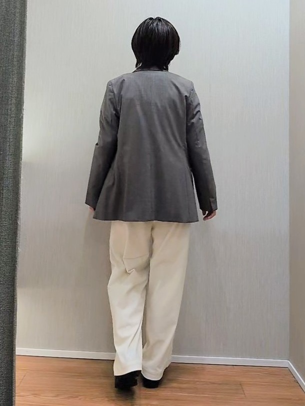 ミズタさんの「UNTITLED｜【セットアップ可/秋羽織り/お仕事スーツ】ウールブレンドダブルジャケット」を使ったコーディネート