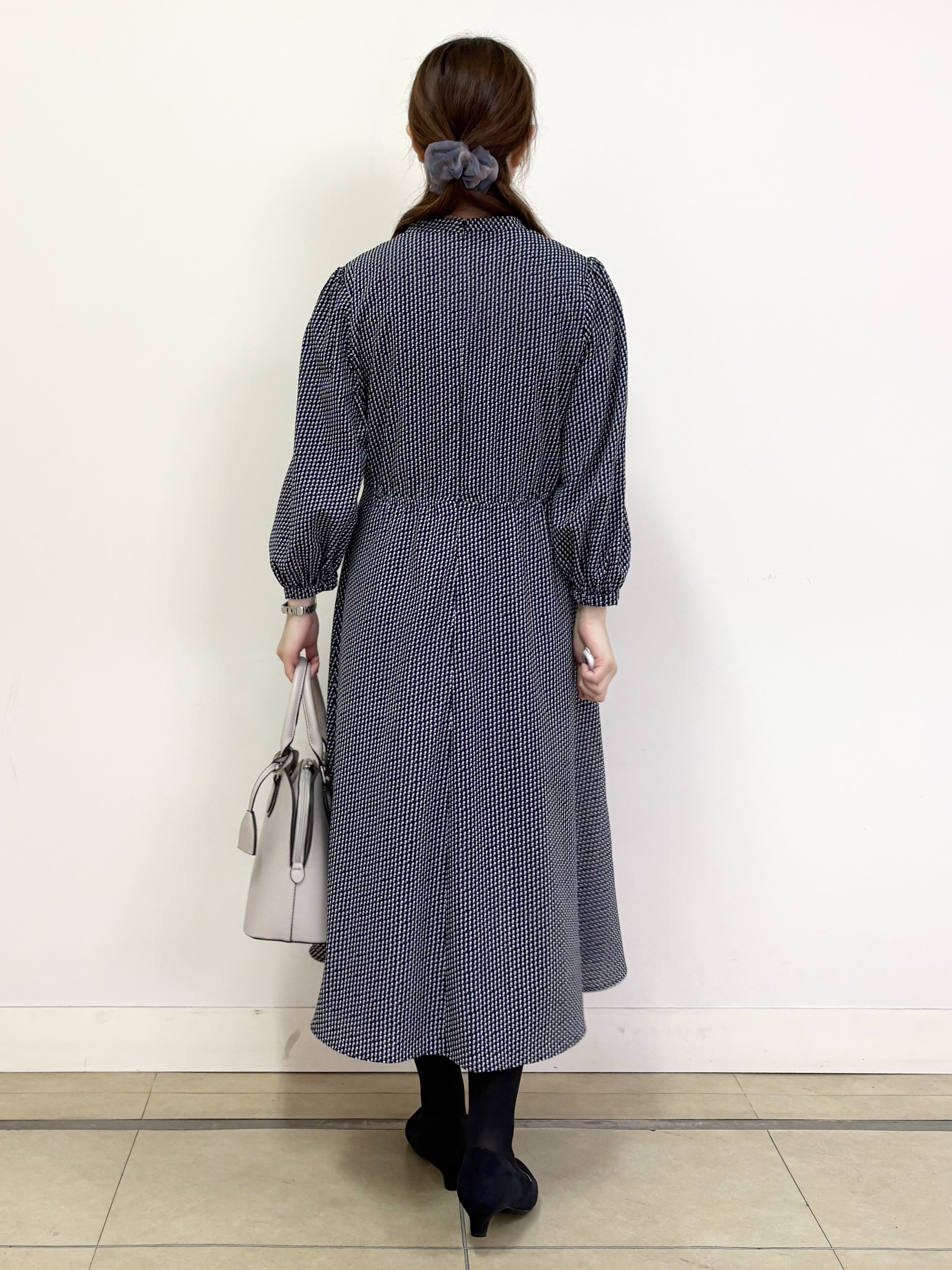 mikiさんの「Reflect｜【SS-4Lサイズ／通勤】変形ドット柄プリントワンピース」を使ったコーディネート