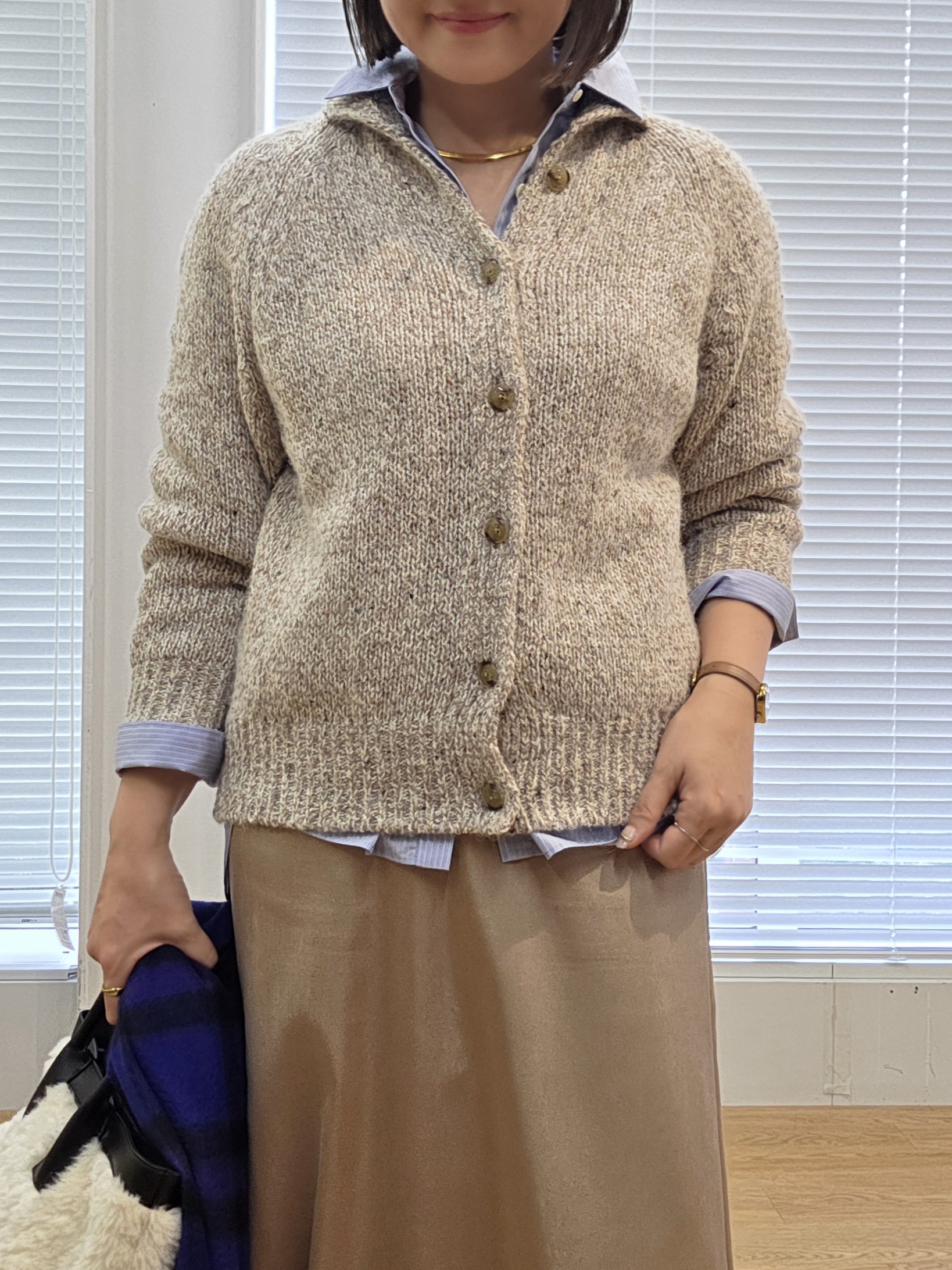 naokoさんの「UNTITLED｜前後2WAYミックスツィードニット」を使ったコーディネート