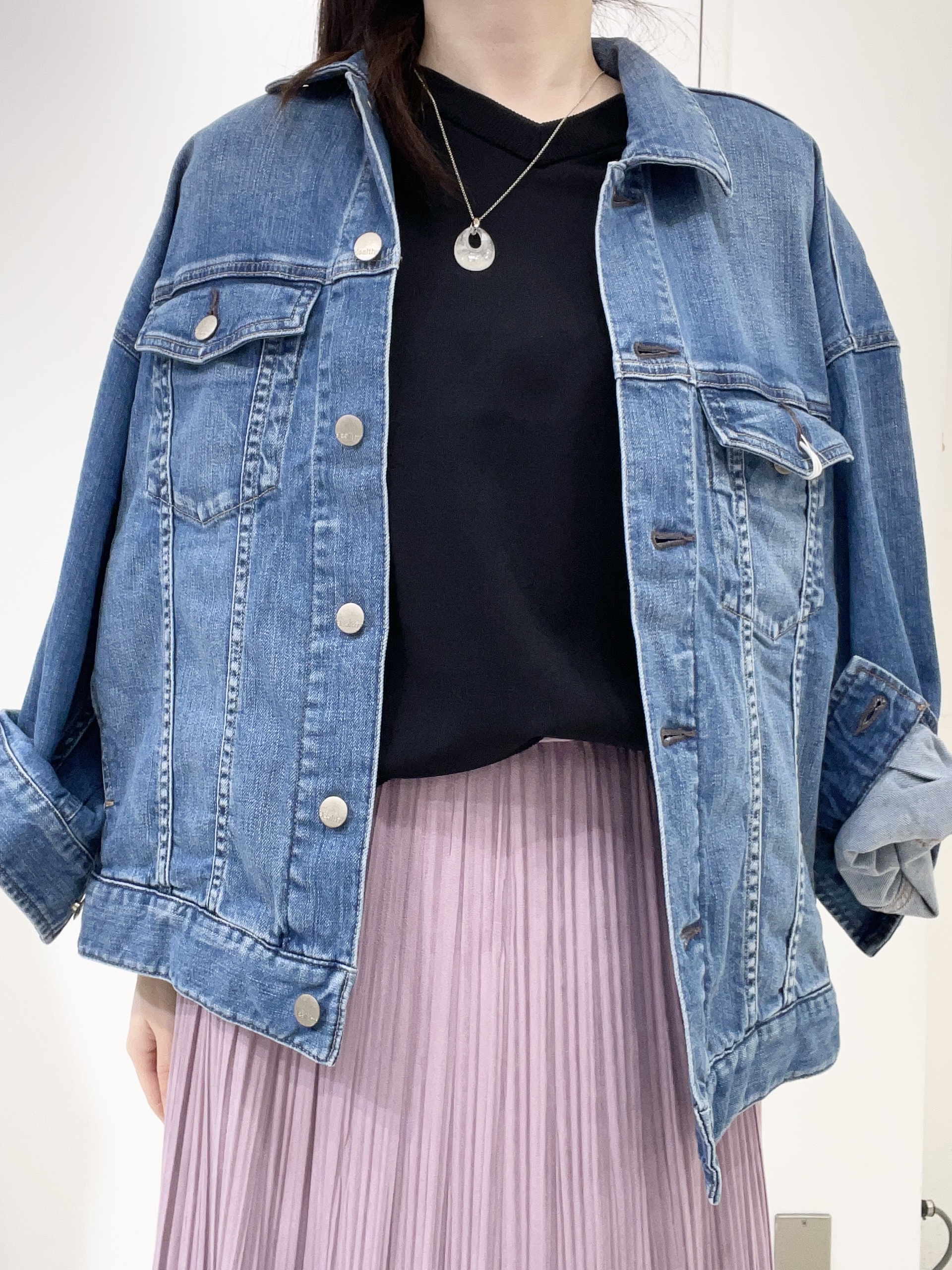 moeさんの「UNTITLED｜【Healthy DENIM】別注Bran／デニムジャケット」を使ったコーディネート
