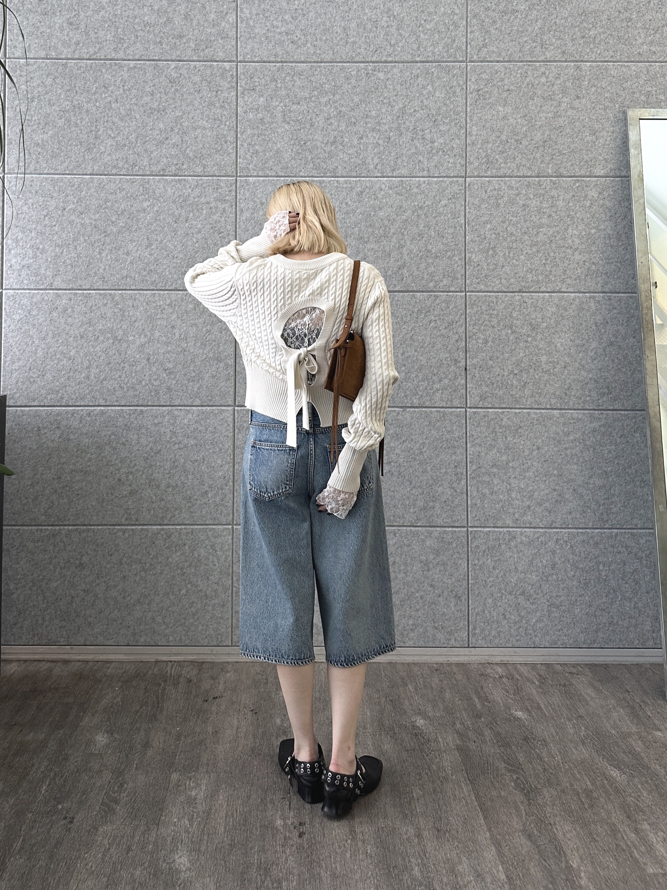 Buyer sakkoさんの「CODE A｜cable open back knit」を使ったコーディネート