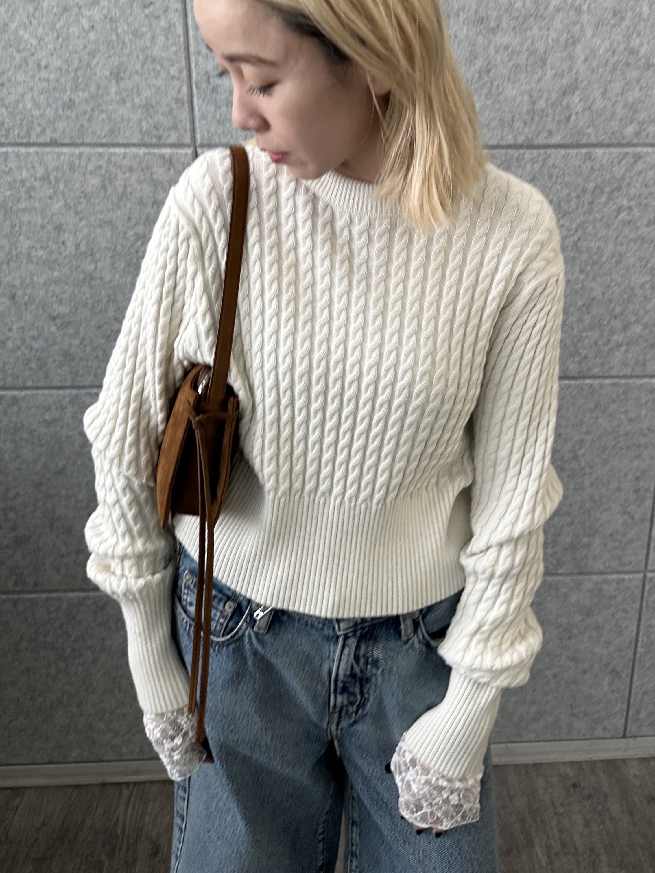 Buyer sakkoさんの「CODE A｜cable open back knit」を使ったコーディネート