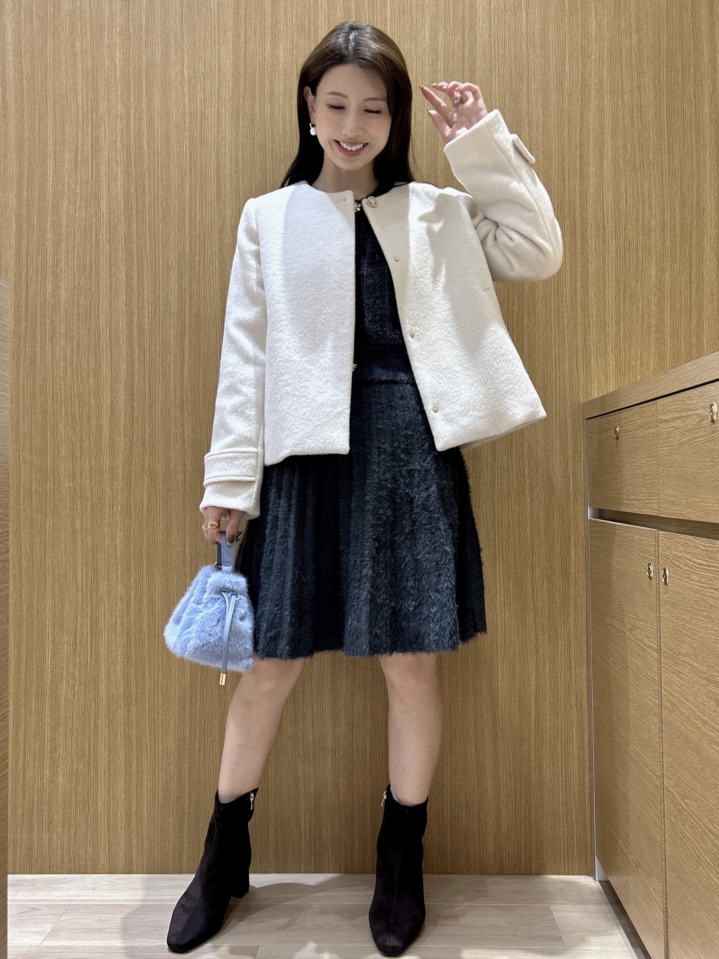 maiさんの「OPAQUE.CLIP｜【植草美幸先生が指南する好印象スタイル】カシミヤ混ノーカラーショートコート」を使ったコーディネート