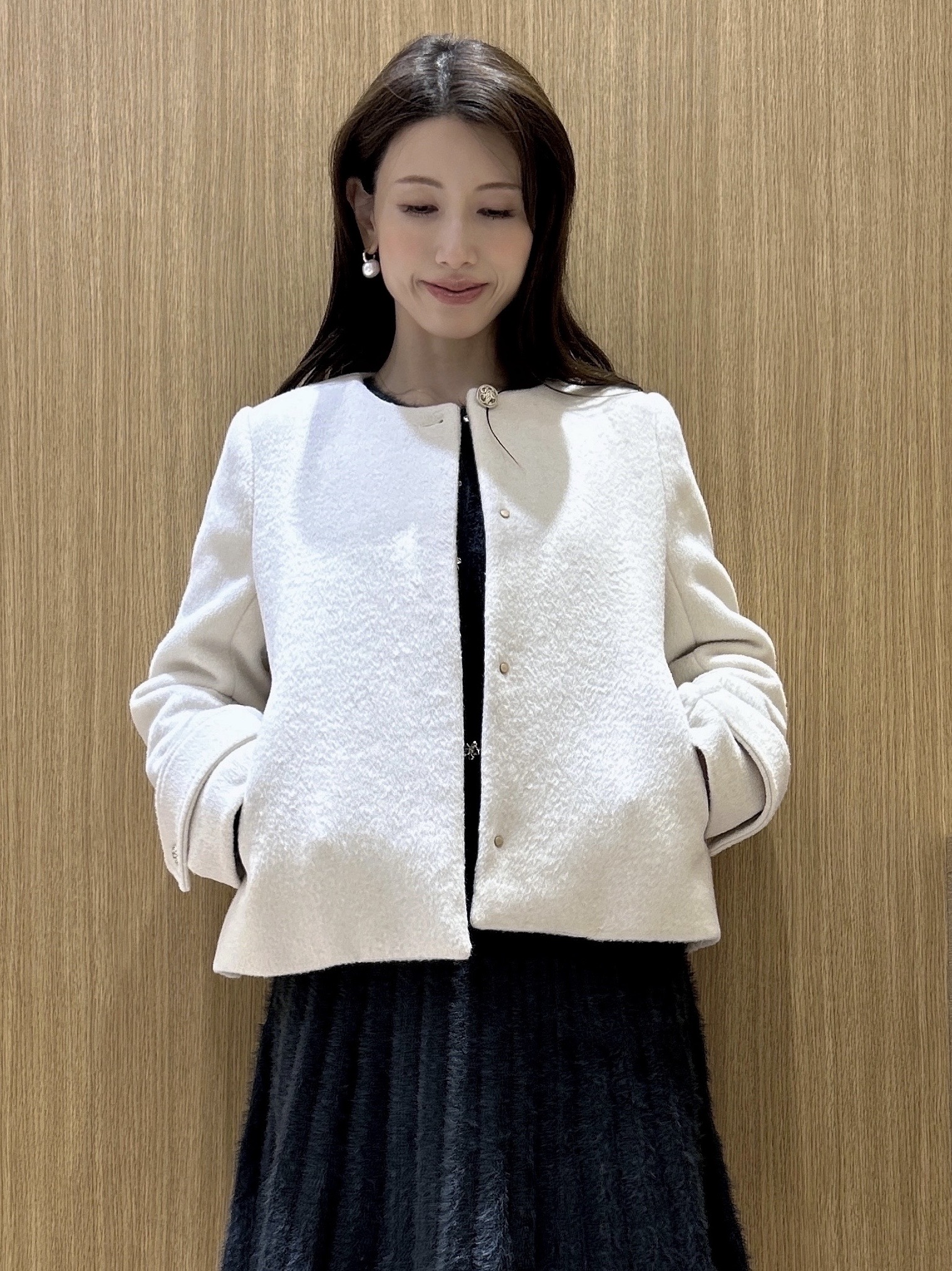 maiさんの「OPAQUE.CLIP｜【植草美幸先生が指南する好印象スタイル】カシミヤ混ノーカラーショートコート」を使ったコーディネート